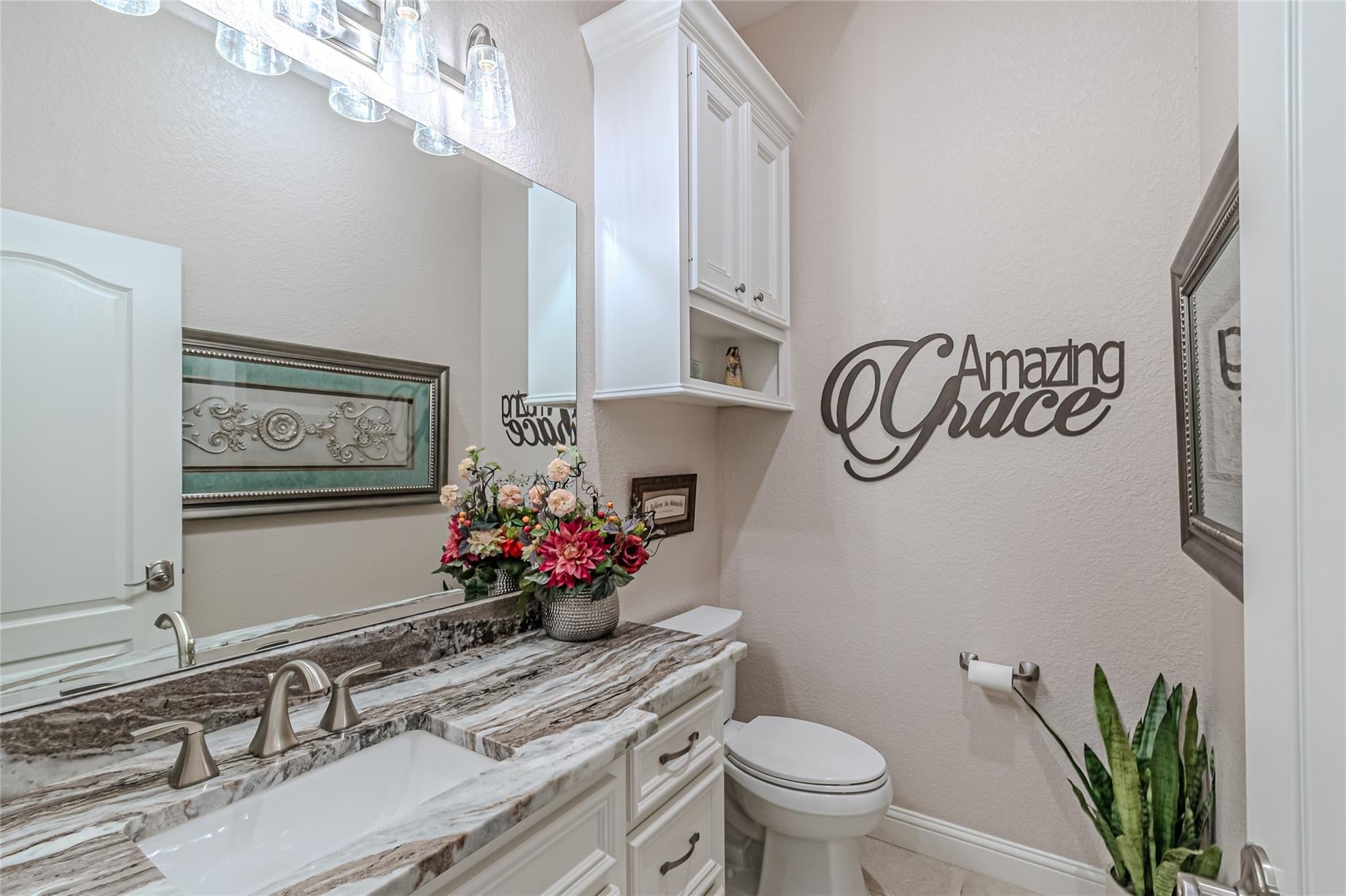 Montgomery, Texas, 77316, United States, 4 Bedrooms Bedrooms, ,7 BathroomsBathrooms,Residential,Active,1993945