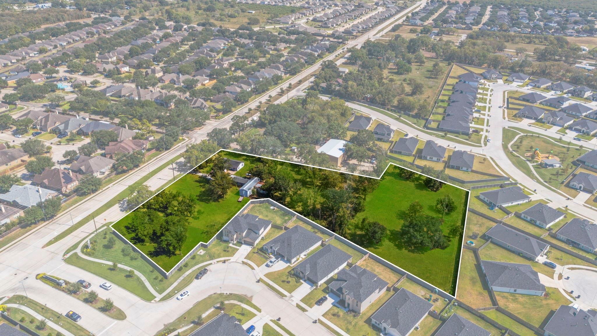 Rosenberg, Texas, 77469, United States, 3 Bedrooms Bedrooms, ,2 BathroomsBathrooms,Residential,Active,1972165