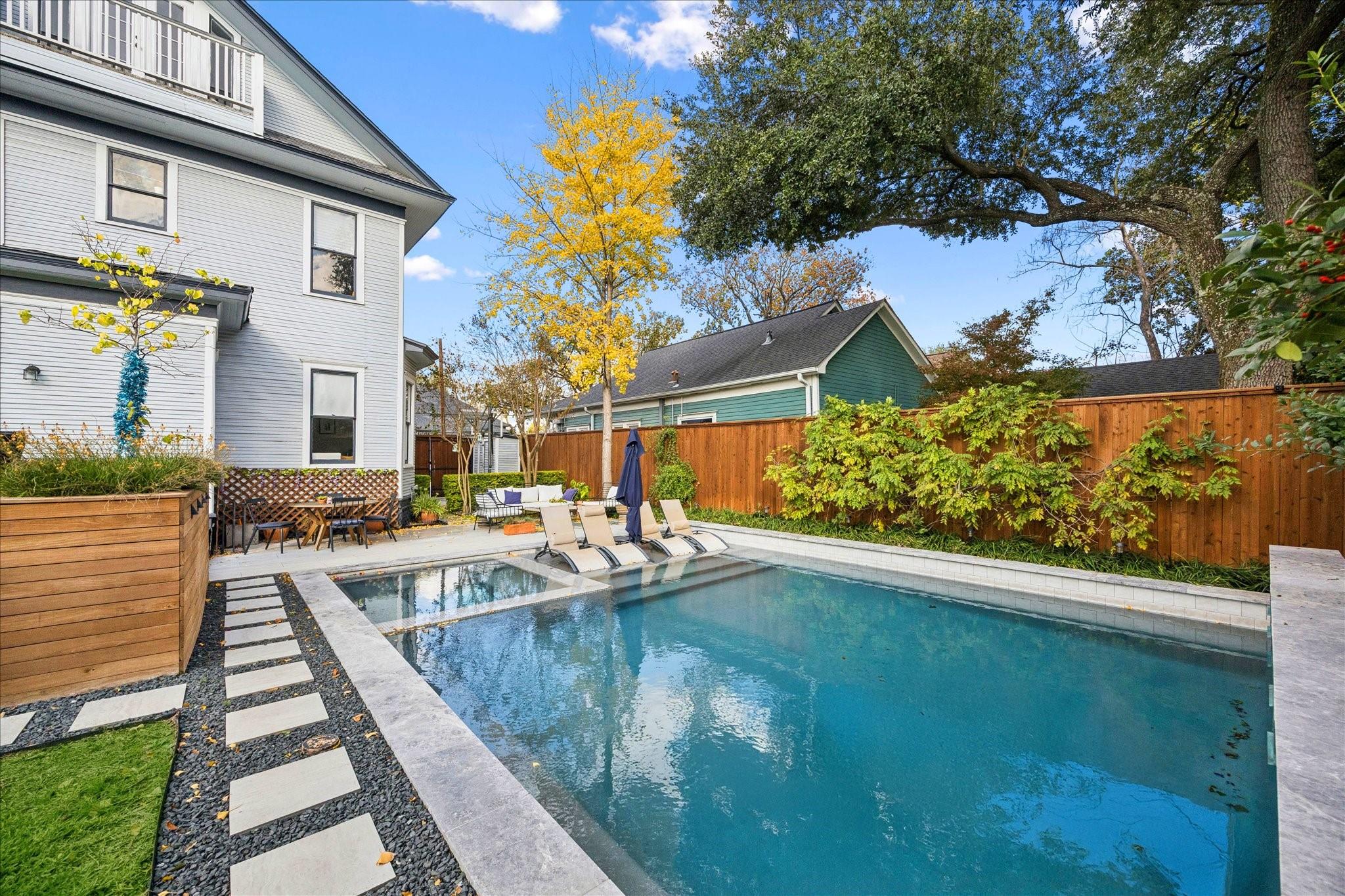 Houston, Texas, 77009, United States, 4 Bedrooms Bedrooms, ,2 BathroomsBathrooms,Residential,Active,2006963