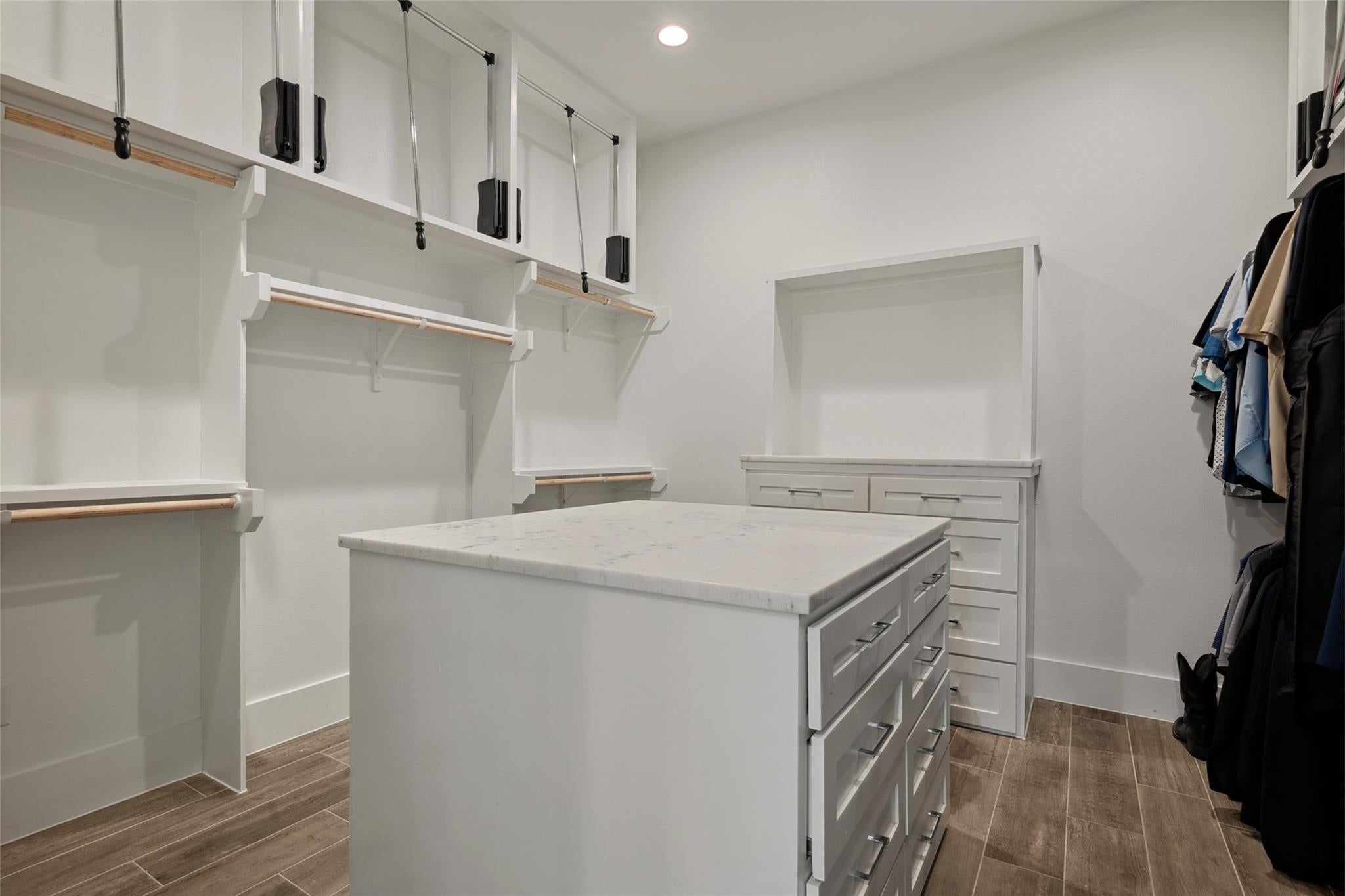 Spring, Texas, 77386, United States, 4 Bedrooms Bedrooms, ,5 BathroomsBathrooms,Residential,Active,1964247