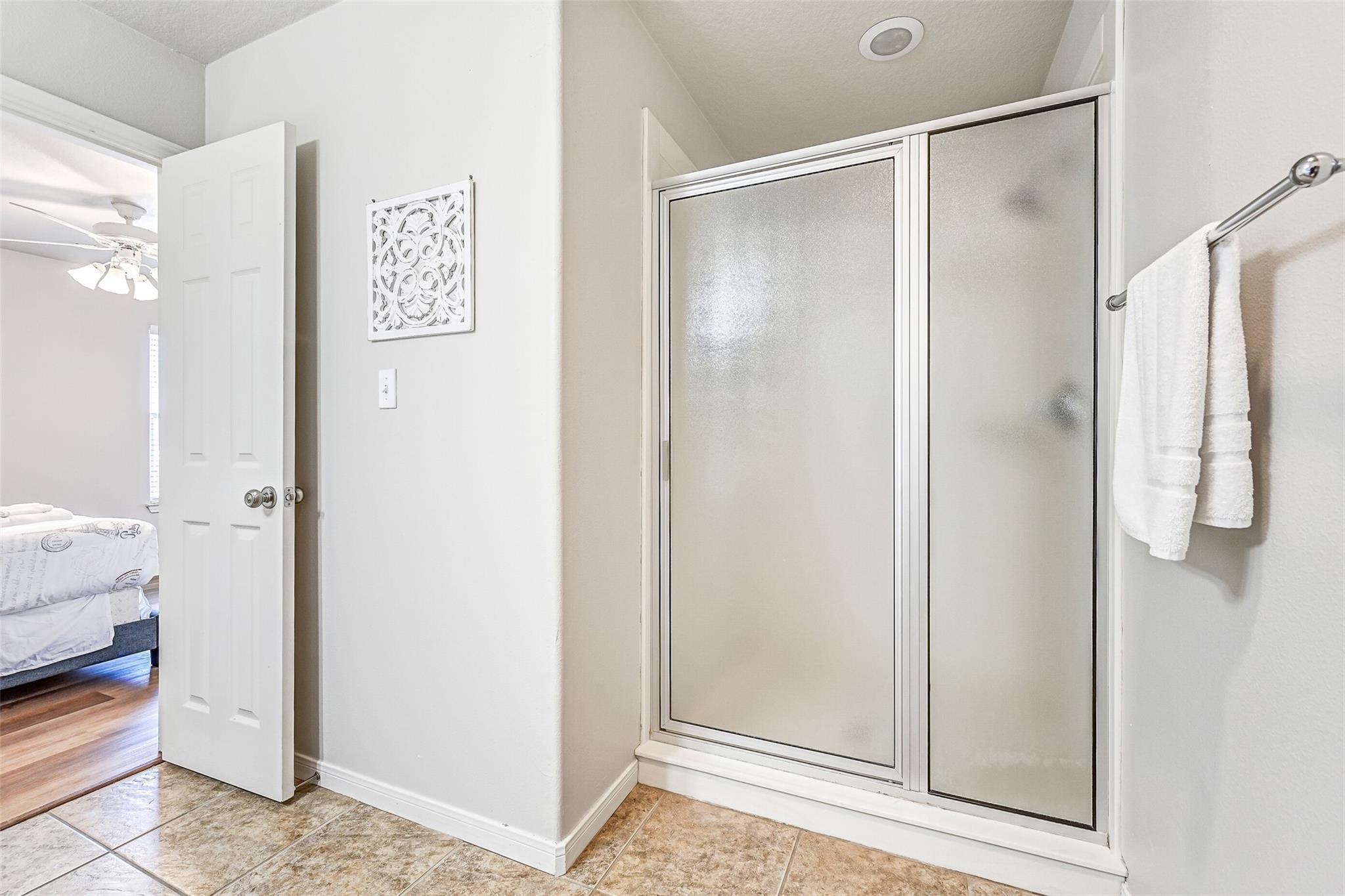 Galveston, Texas, 77554, United States, 4 Bedrooms Bedrooms, ,4 BathroomsBathrooms,Residential,Active,1954414