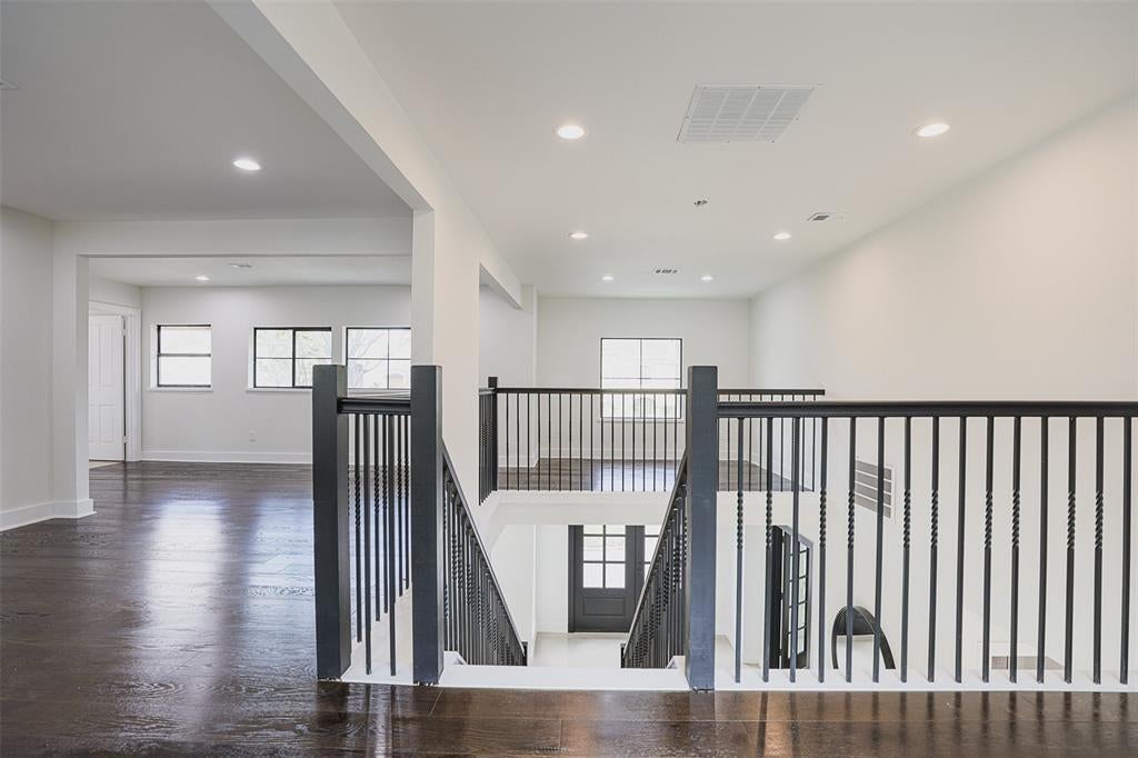 Houston, Texas, 77056, United States, 5 Bedrooms Bedrooms, ,5 BathroomsBathrooms,Residential,Active,1972190