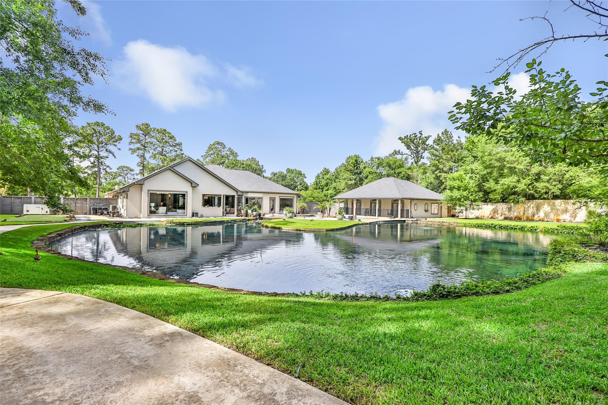 Kingwood, Texas, 77346, United States, 4 Bedrooms Bedrooms, ,6 BathroomsBathrooms,Residential,Active,2007281