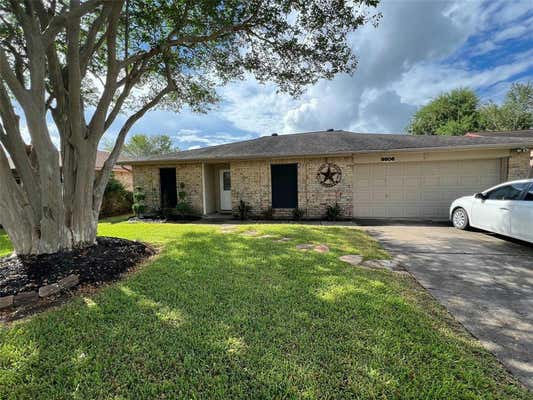 9806 HUMMINGBIRD ST, LA PORTE, TX 77571 - Image 1