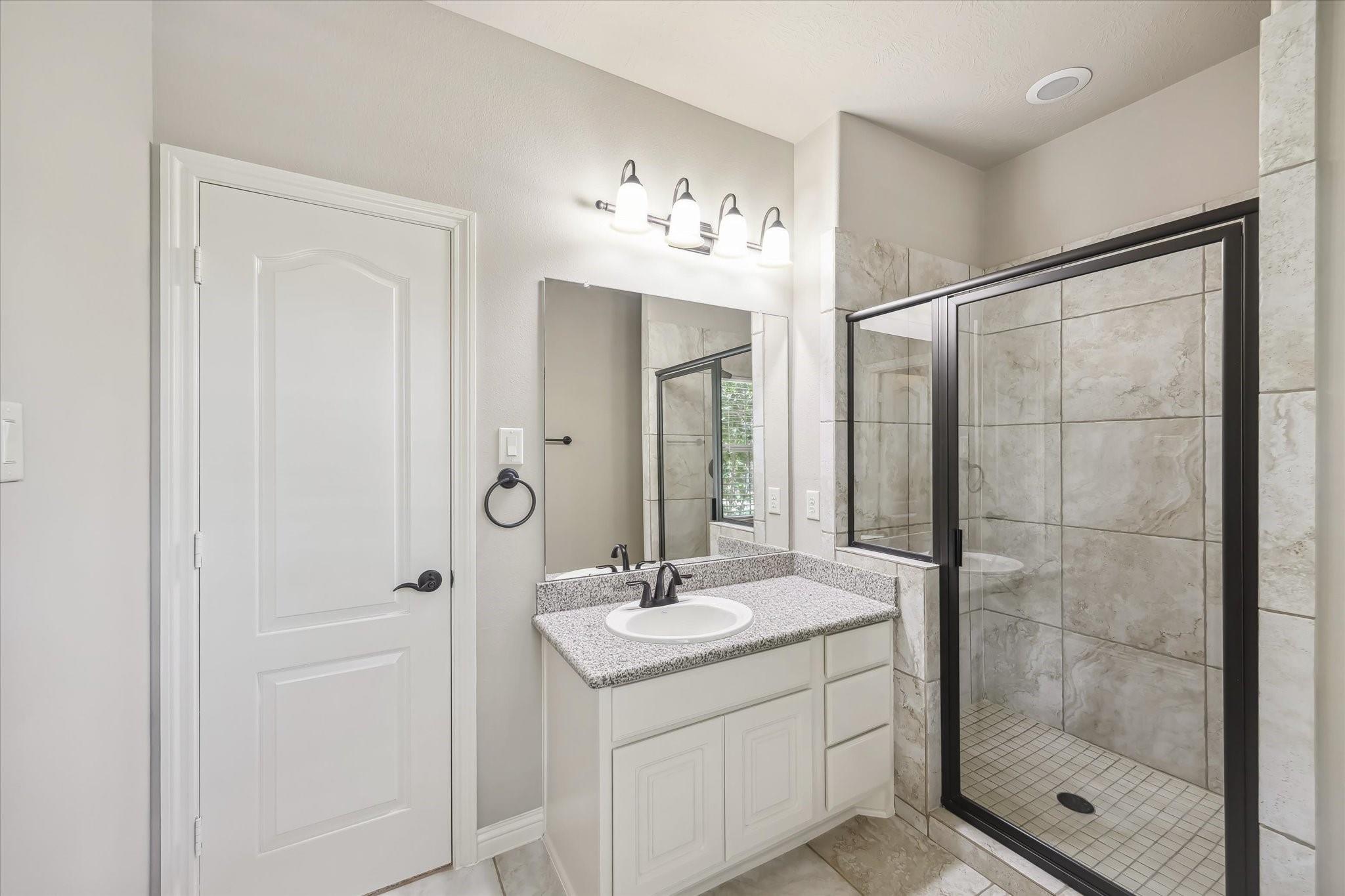 Sugar Land, Texas, 77479, United States, 5 Bedrooms Bedrooms, ,5 BathroomsBathrooms,Residential,Active,1894213