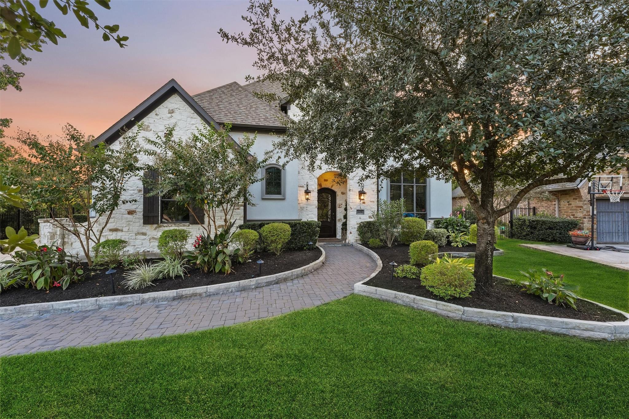 Spring, Texas, 77389, United States, 5 Bedrooms Bedrooms, ,5 BathroomsBathrooms,Residential,Active,1954014