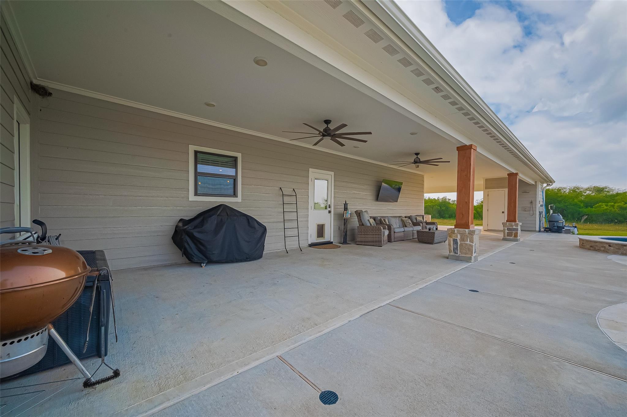 Guy, Texas, 77444, United States, 3 Bedrooms Bedrooms, ,3 BathroomsBathrooms,Residential,Active,1828702