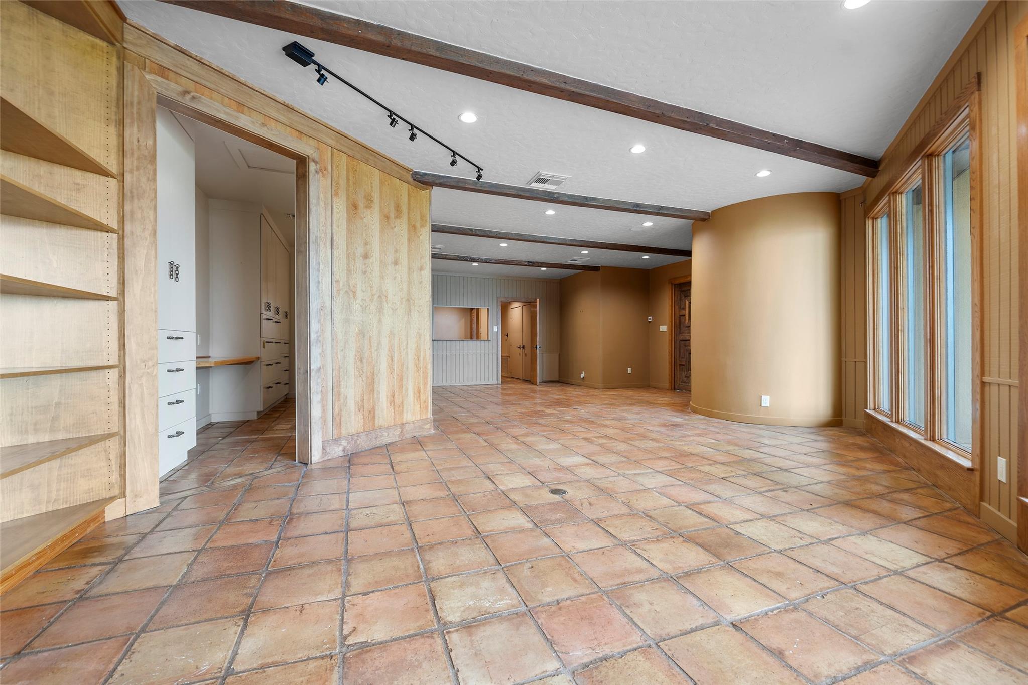 Galveston, Texas, 77550, United States, 4 Bedrooms Bedrooms, ,6 BathroomsBathrooms,Residential,Active,1905067