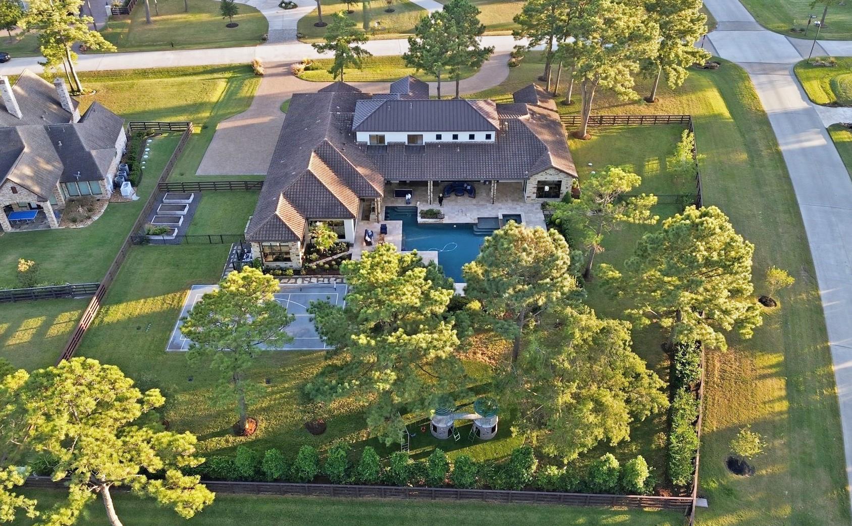 Tomball, Texas, 77377, United States, 4 Bedrooms Bedrooms, ,6 BathroomsBathrooms,Residential,Active,1973350