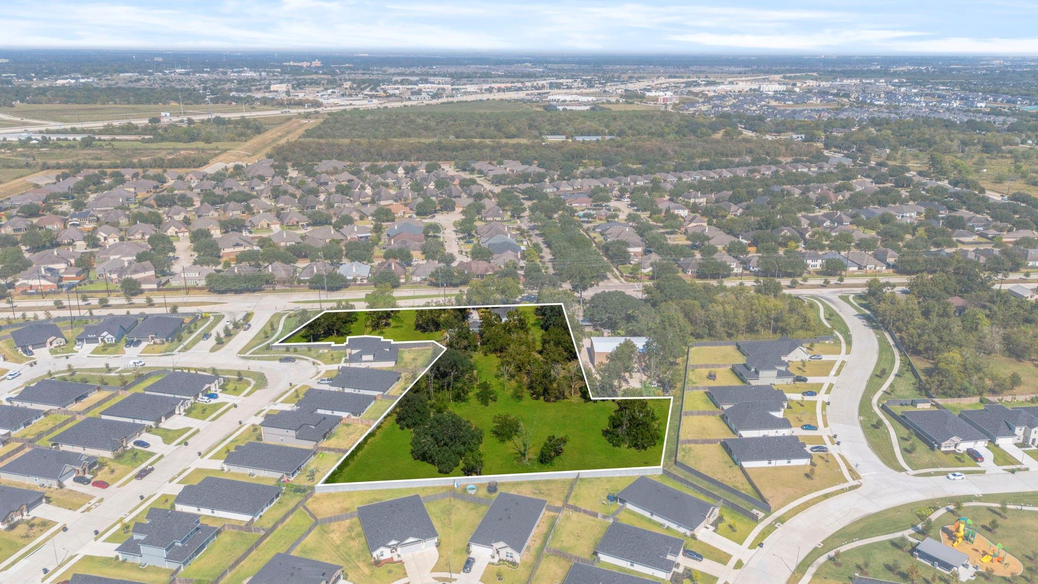 Rosenberg, Texas, 77469, United States, 3 Bedrooms Bedrooms, ,2 BathroomsBathrooms,Residential,Active,1972165