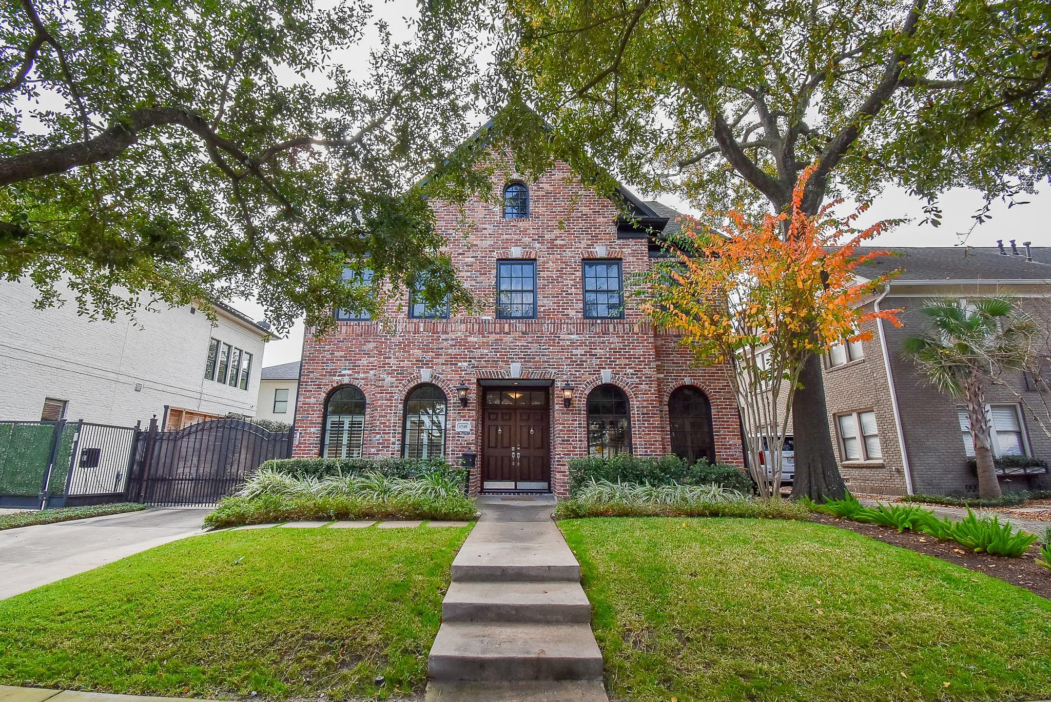 Houston, Texas, 77098, United States, 4 Bedrooms Bedrooms, ,4 BathroomsBathrooms,Residential,Pending,2007219