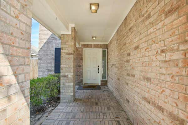 7243 FOX FOREST TRL, HUMBLE, TX 77338, photo 2 of 42