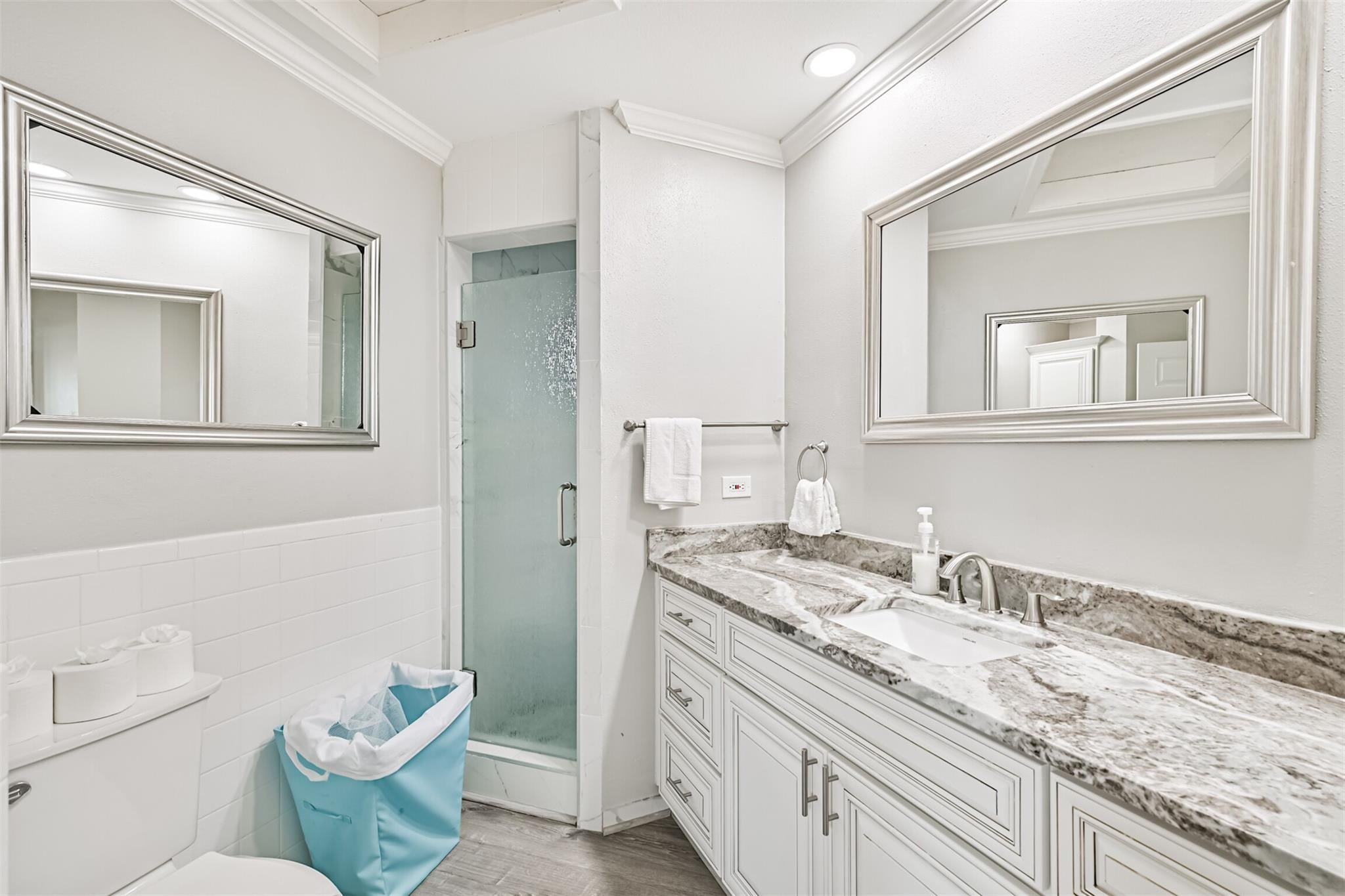 Galveston, Texas, 77554, United States, 6 Bedrooms Bedrooms, ,7 BathroomsBathrooms,Residential,Active,1907960