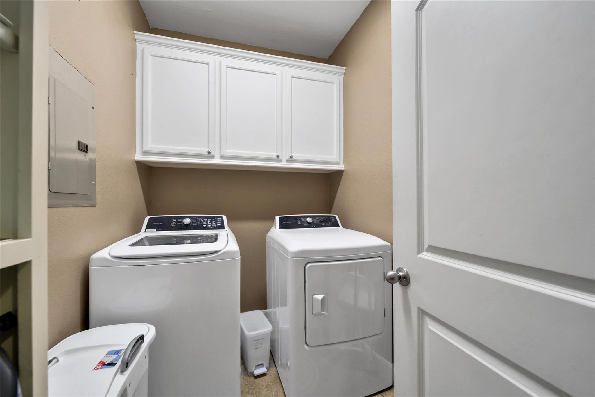 Magnolia, Texas, 77355, United States, 5 Bedrooms Bedrooms, ,3 BathroomsBathrooms,Residential,Active,2000195