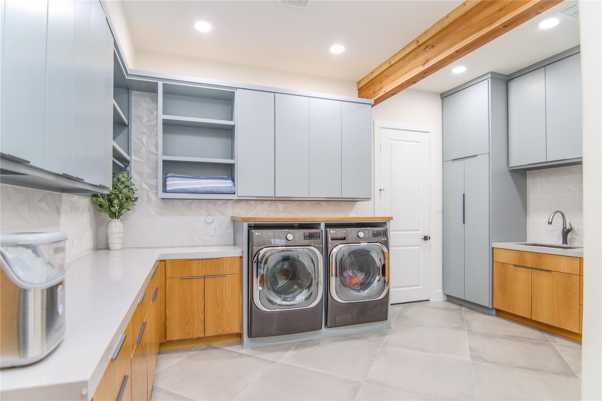 Cypress, Texas, 77433, United States, 5 Bedrooms Bedrooms, ,6 BathroomsBathrooms,Residential,Active,2006961