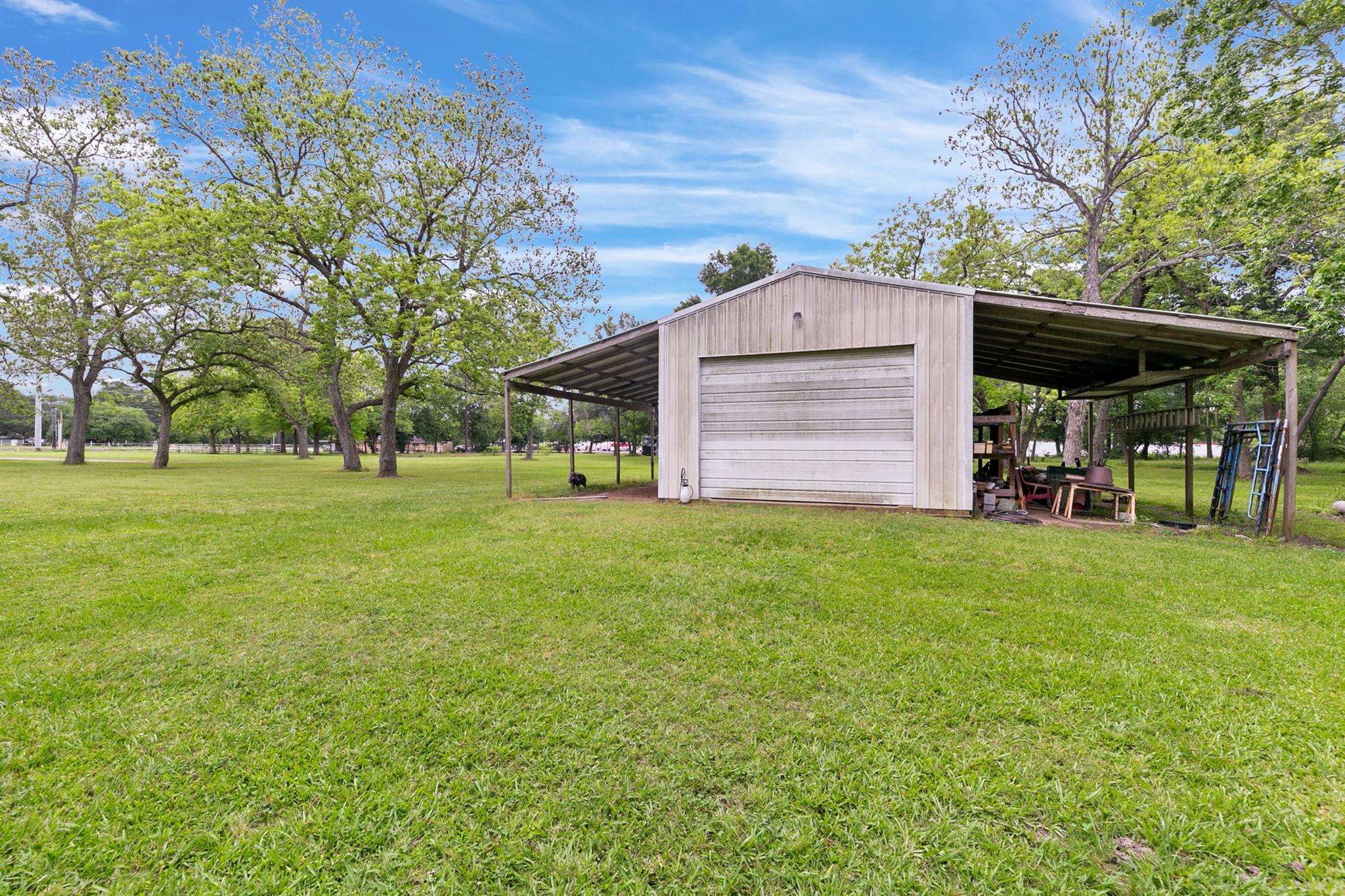 Highlands, Texas, 77562, United States, ,3 BathroomsBathrooms,Residential,Active,1780312