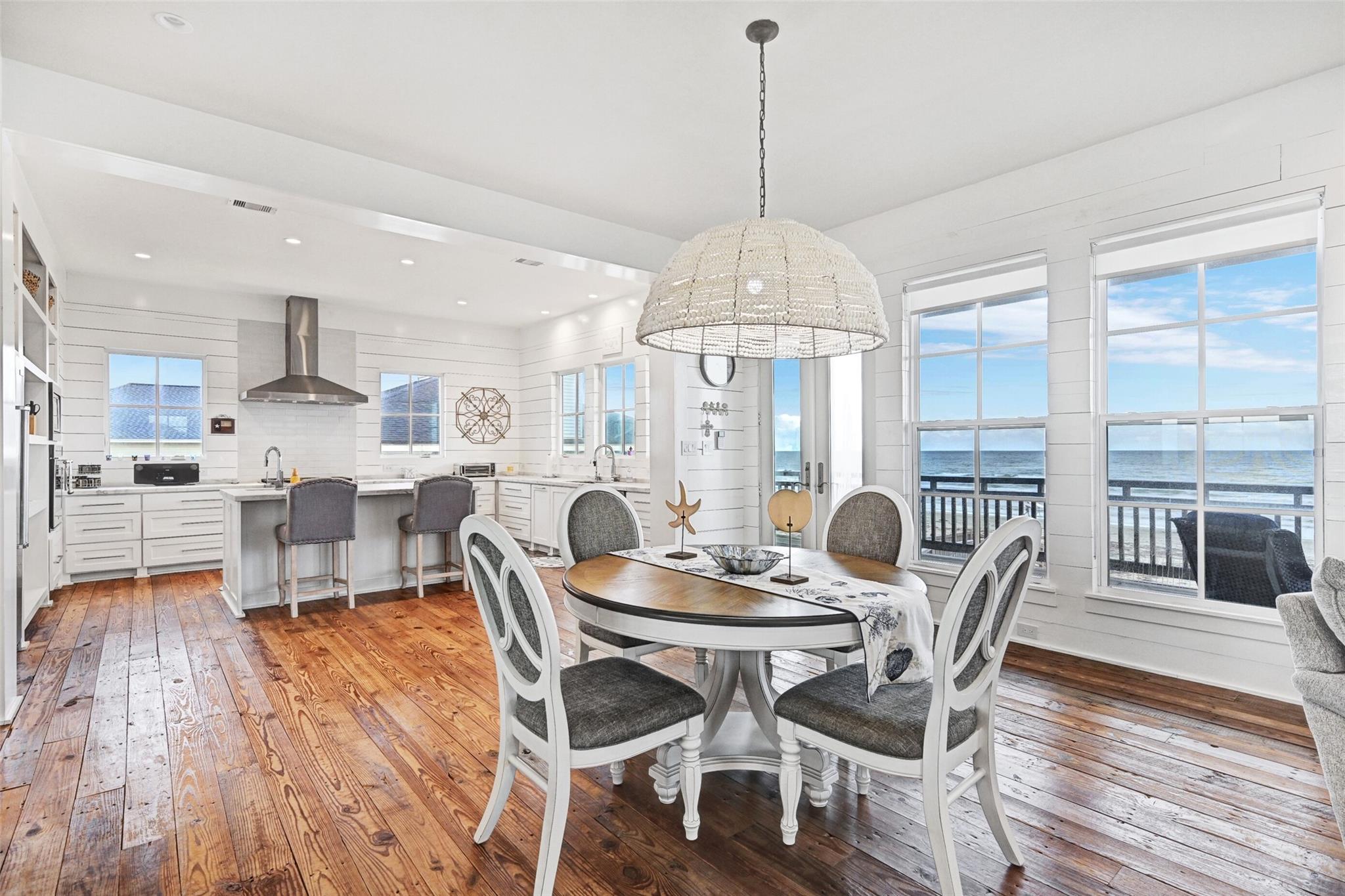 Galveston, Texas, 77554, United States, 3 Bedrooms Bedrooms, ,3 BathroomsBathrooms,Residential,Active,1880201