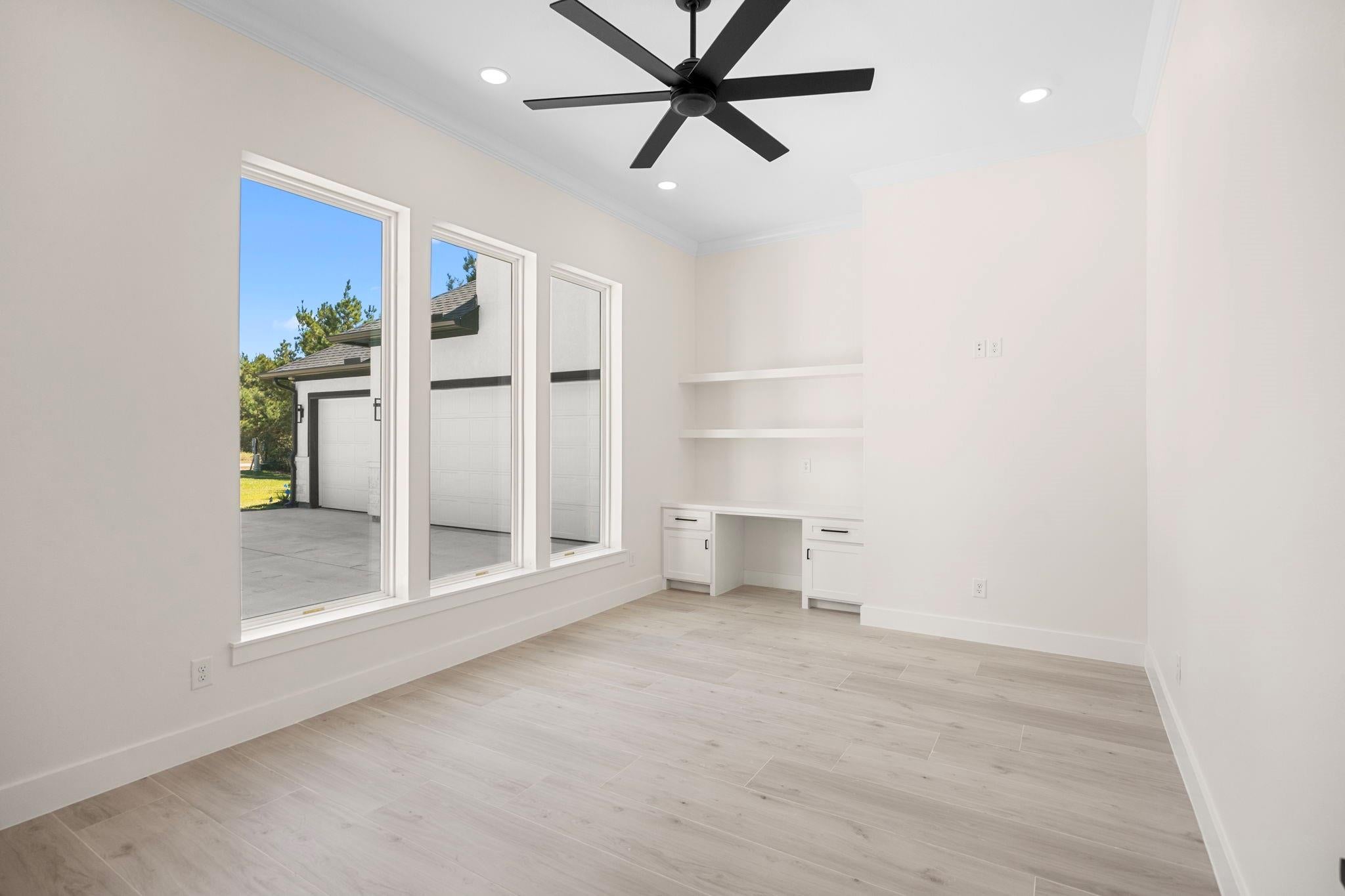 Montgomery, Texas, 77316, United States, 4 Bedrooms Bedrooms, ,4 BathroomsBathrooms,Residential,Active,1962179