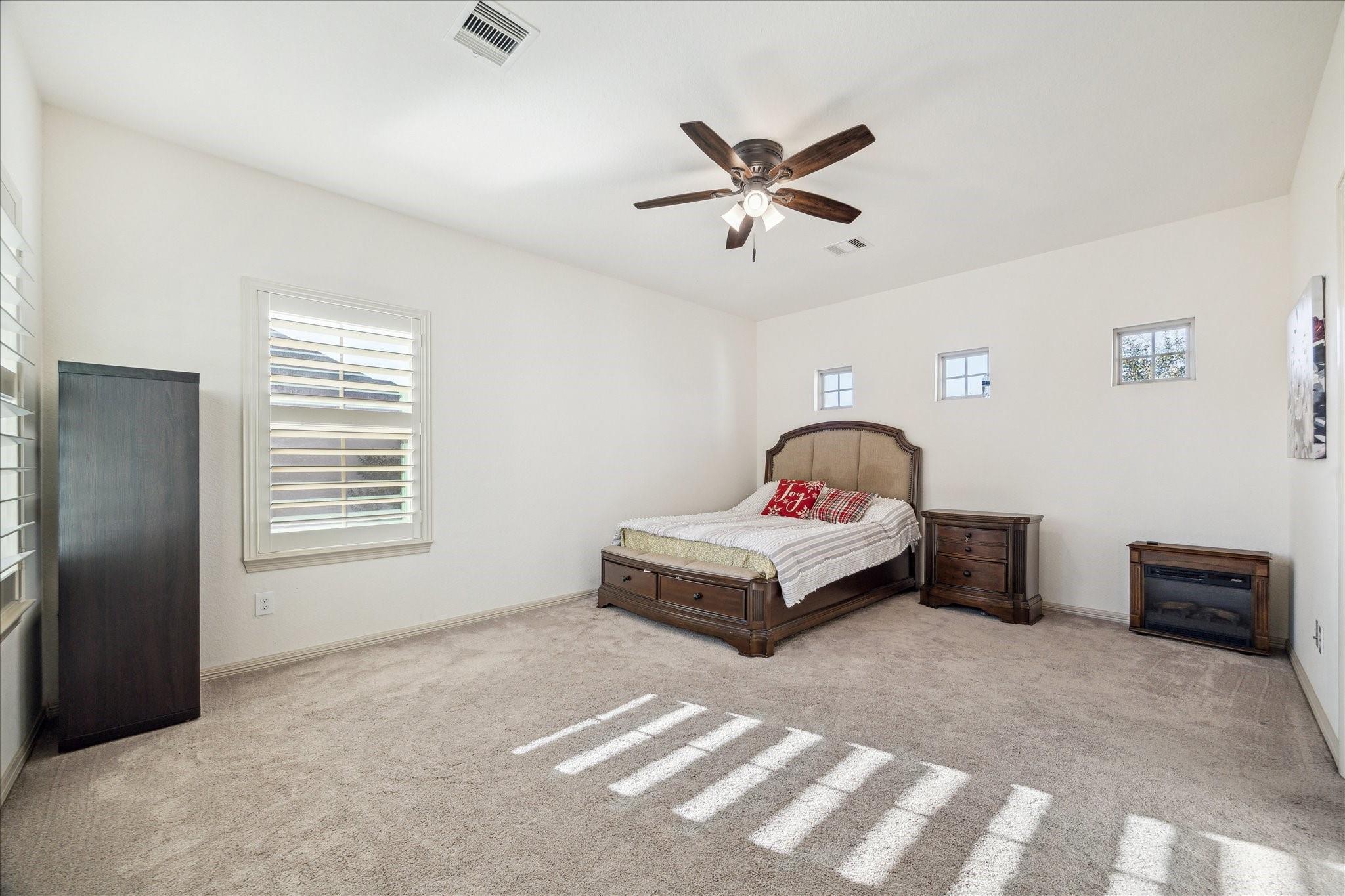 Sugar Land, Texas, 77479, United States, 5 Bedrooms Bedrooms, ,7 BathroomsBathrooms,Residential,Active,1971786