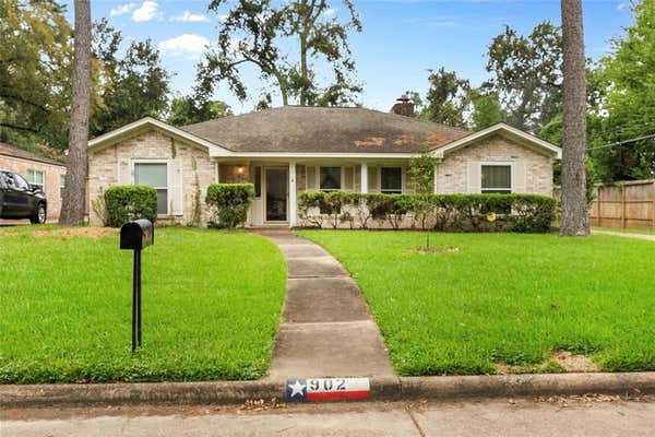 902 CALDERWOOD DR, HOUSTON, TX 77073 - Image 1