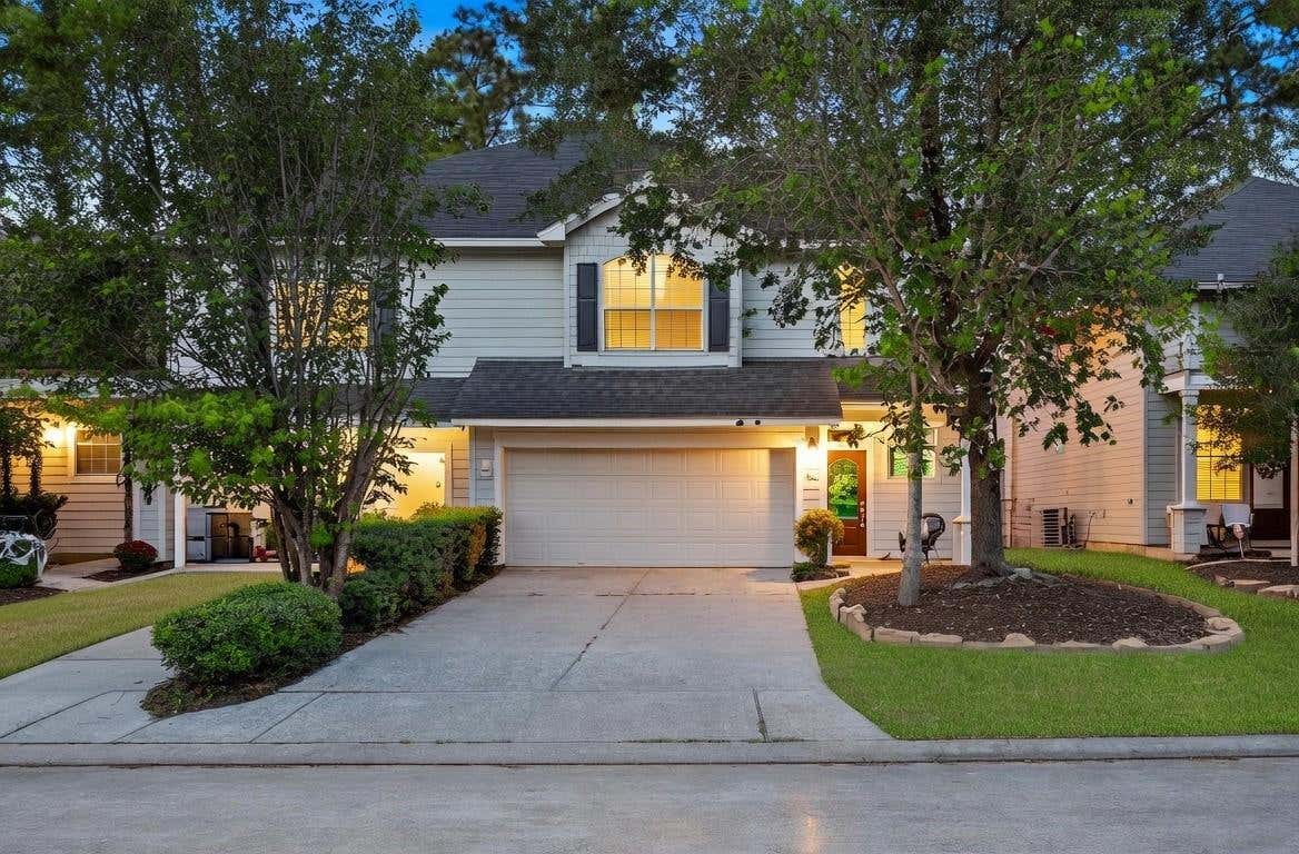 111 W BURBERRY CIR, CONROE, TX 77384 RE/MAX