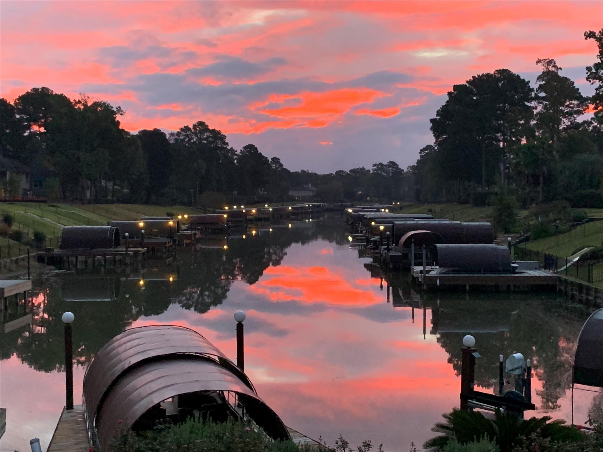 Montgomery, Texas, 77356, United States, 4 Bedrooms Bedrooms, ,4 BathroomsBathrooms,Residential,Active,1945544