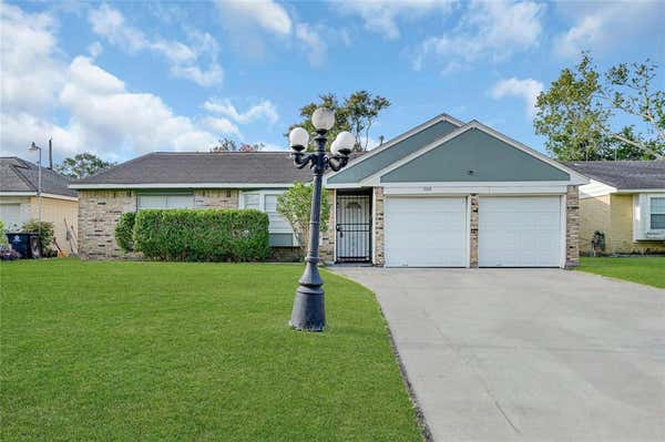 10614 DUNVEGAN WAY, HOUSTON, TX 77013 - Image 1