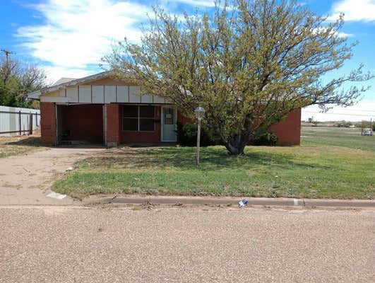 703 S AUSTIN AVE, TULIA, TX 79088 - Image 1