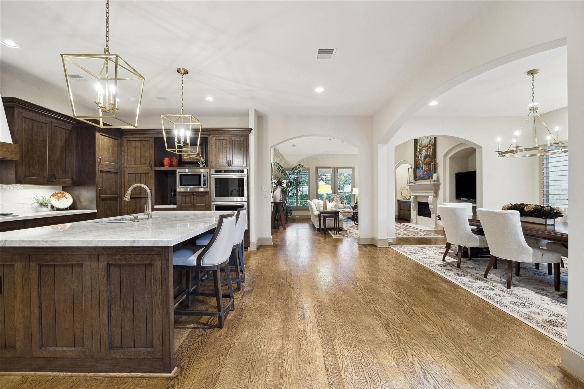 Sugar Land, Texas, 77478, United States, 3 Bedrooms Bedrooms, ,4 BathroomsBathrooms,Residential,Active,2001045