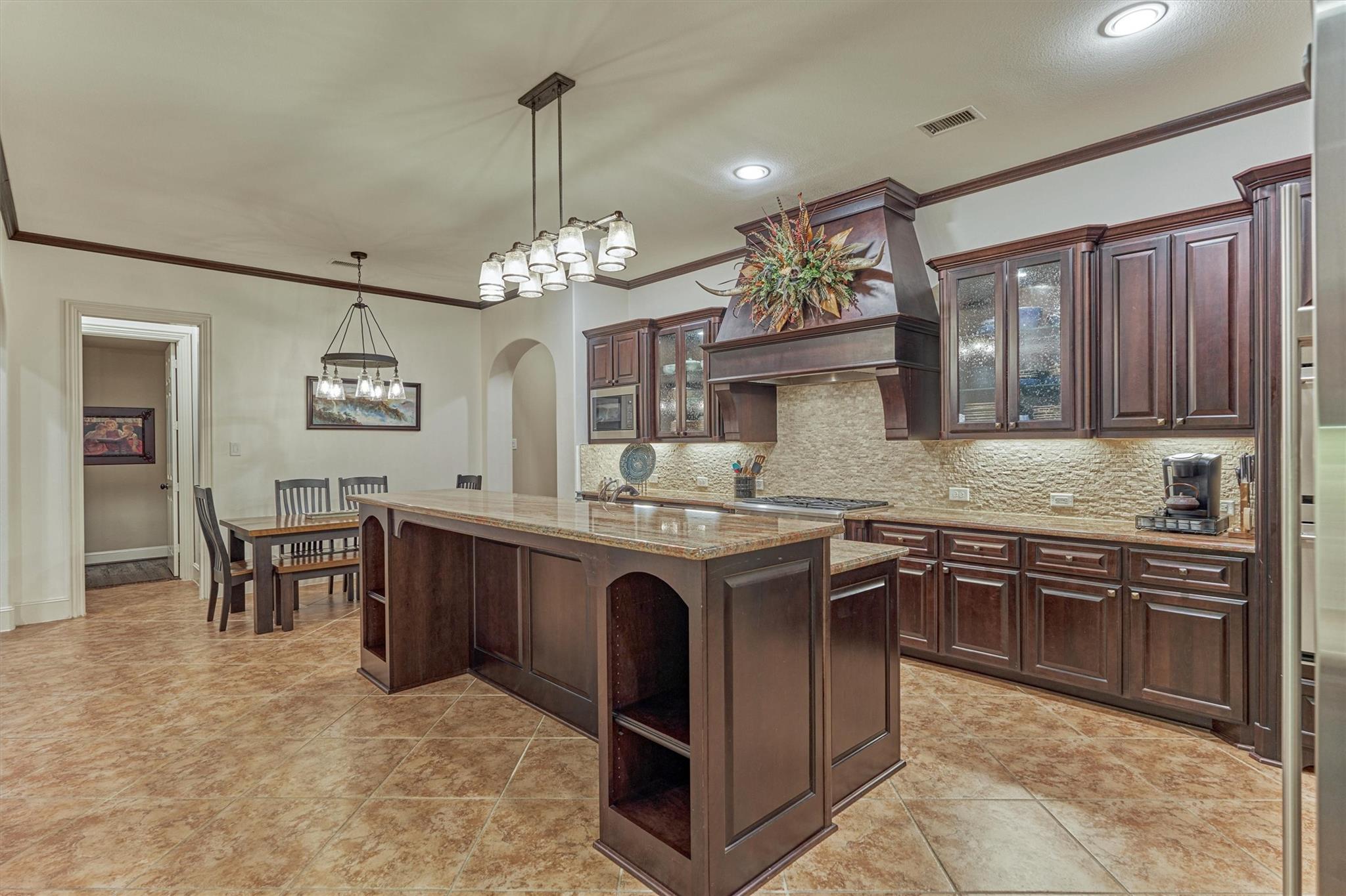 The Woodlands, Texas, 77382, United States, 3 Bedrooms Bedrooms, ,5 BathroomsBathrooms,Residential,Active,1899241