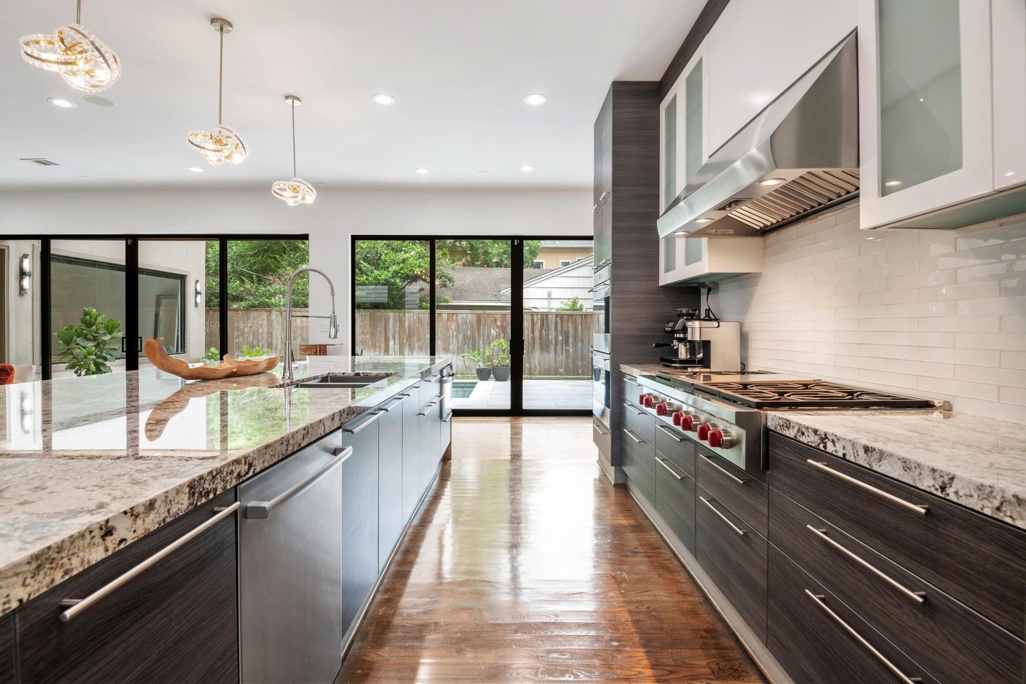 Houston, Texas, 77027, United States, 5 Bedrooms Bedrooms, ,4 BathroomsBathrooms,Residential,Active,1839723