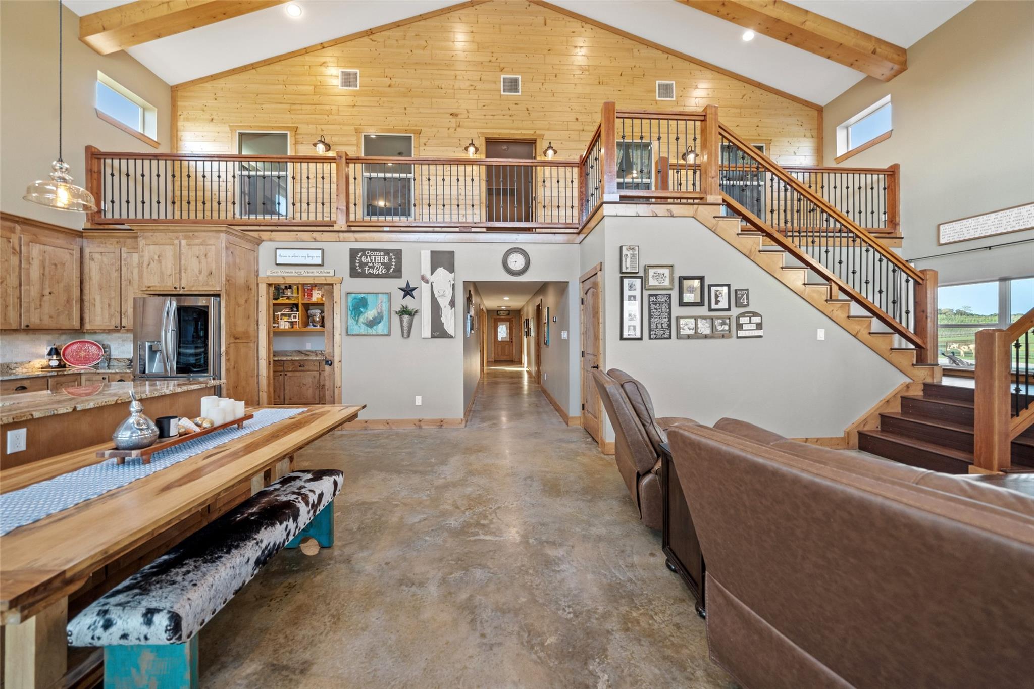 Centerville, Texas, 75833, United States, 6 Bedrooms Bedrooms, ,3 BathroomsBathrooms,Residential,Active,1862877