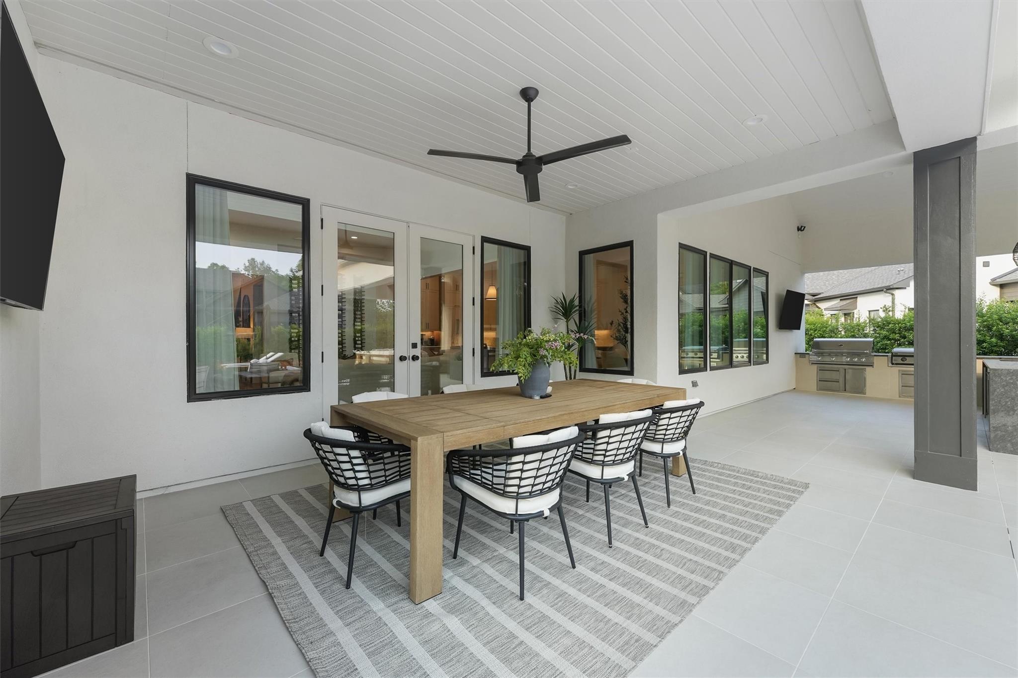 Montgomery, Texas, 77316, United States, 4 Bedrooms Bedrooms, ,6 BathroomsBathrooms,Residential,Active,1972157