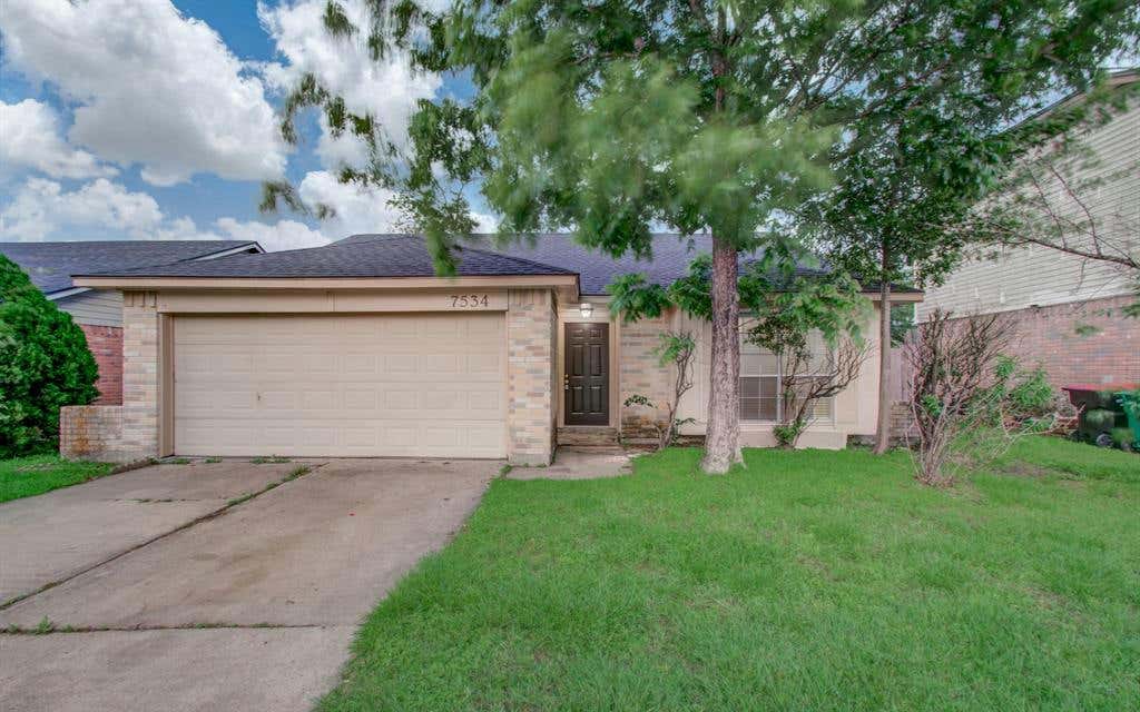 7534 STONE PINE LN, HOUSTON, TX 77041, photo 1 of 46