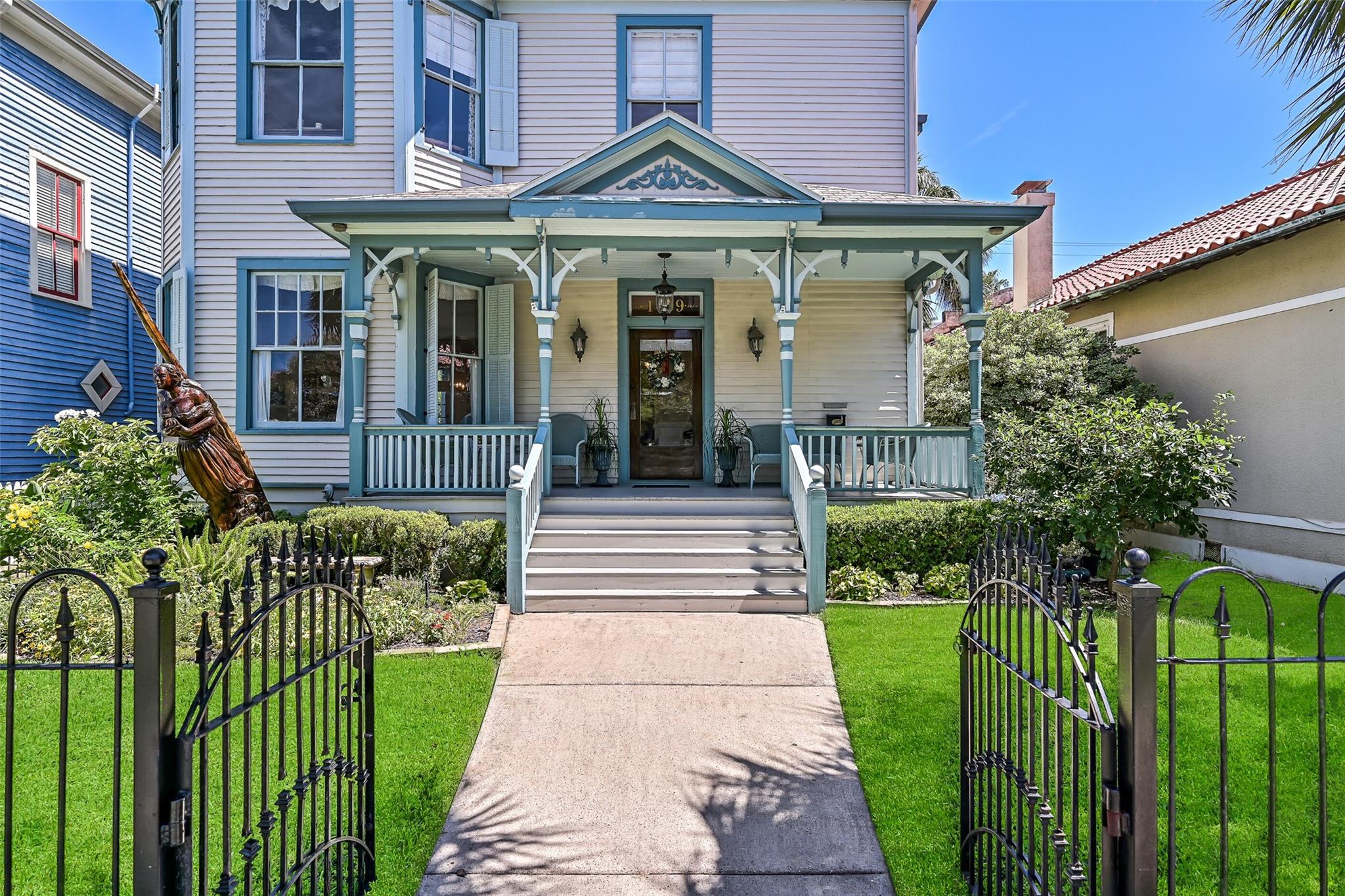 Galveston, Texas, 77550, United States, 6 Bedrooms Bedrooms, ,4 BathroomsBathrooms,Residential,Active,1899876