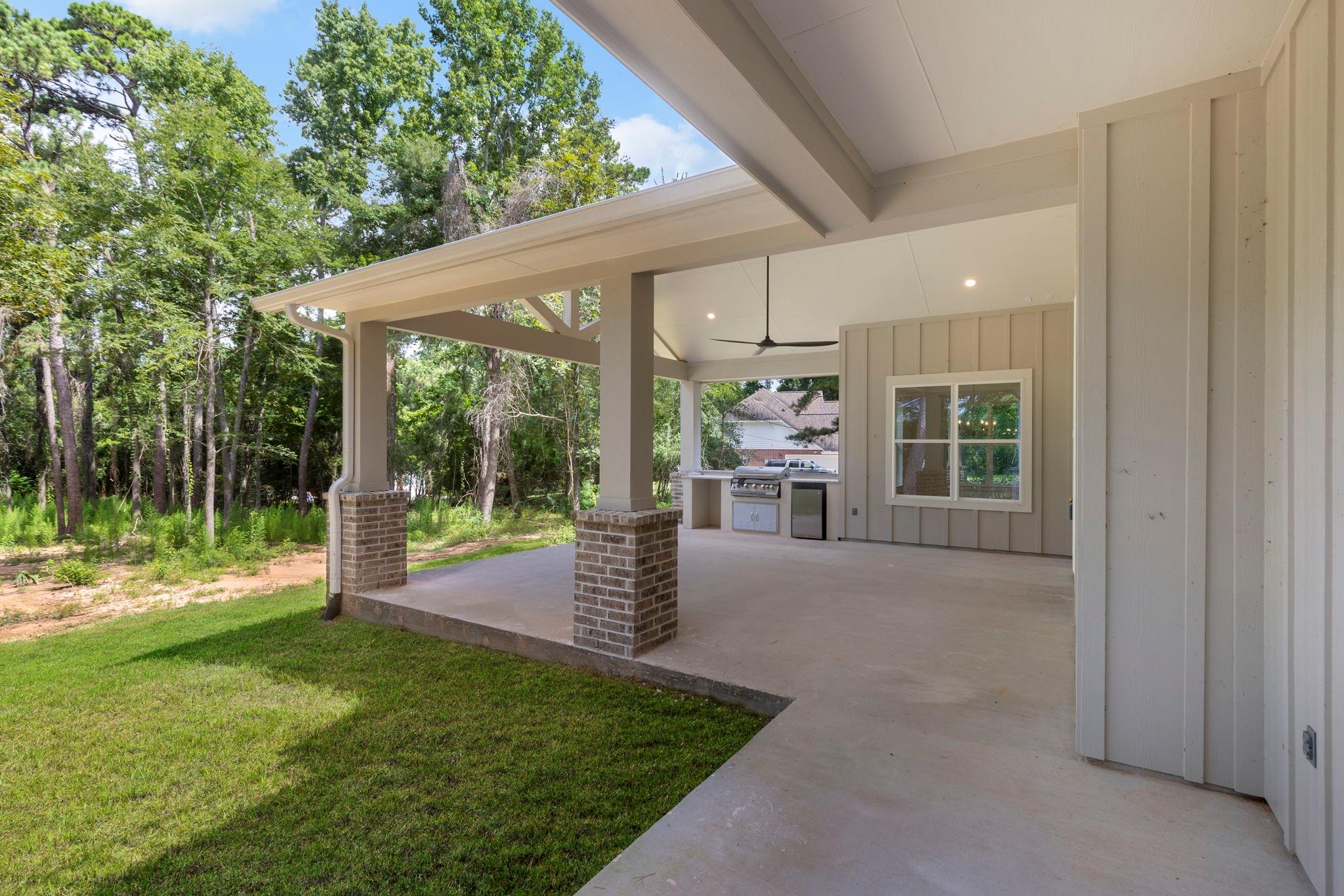 Magnolia, Texas, 77354, United States, 4 Bedrooms Bedrooms, ,6 BathroomsBathrooms,Residential,Active,1894587