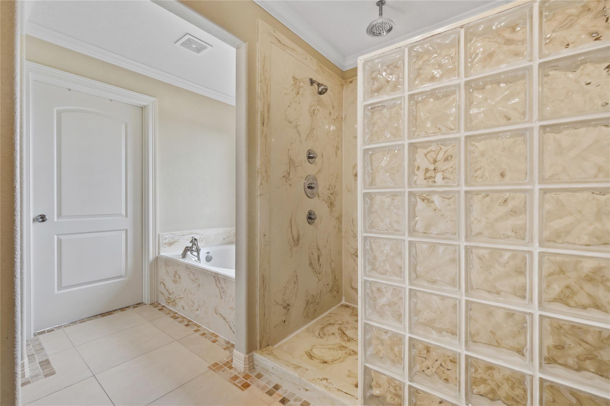 Baytown, Texas, 77520, United States, 3 Bedrooms Bedrooms, ,3 BathroomsBathrooms,Residential,Active,1824556