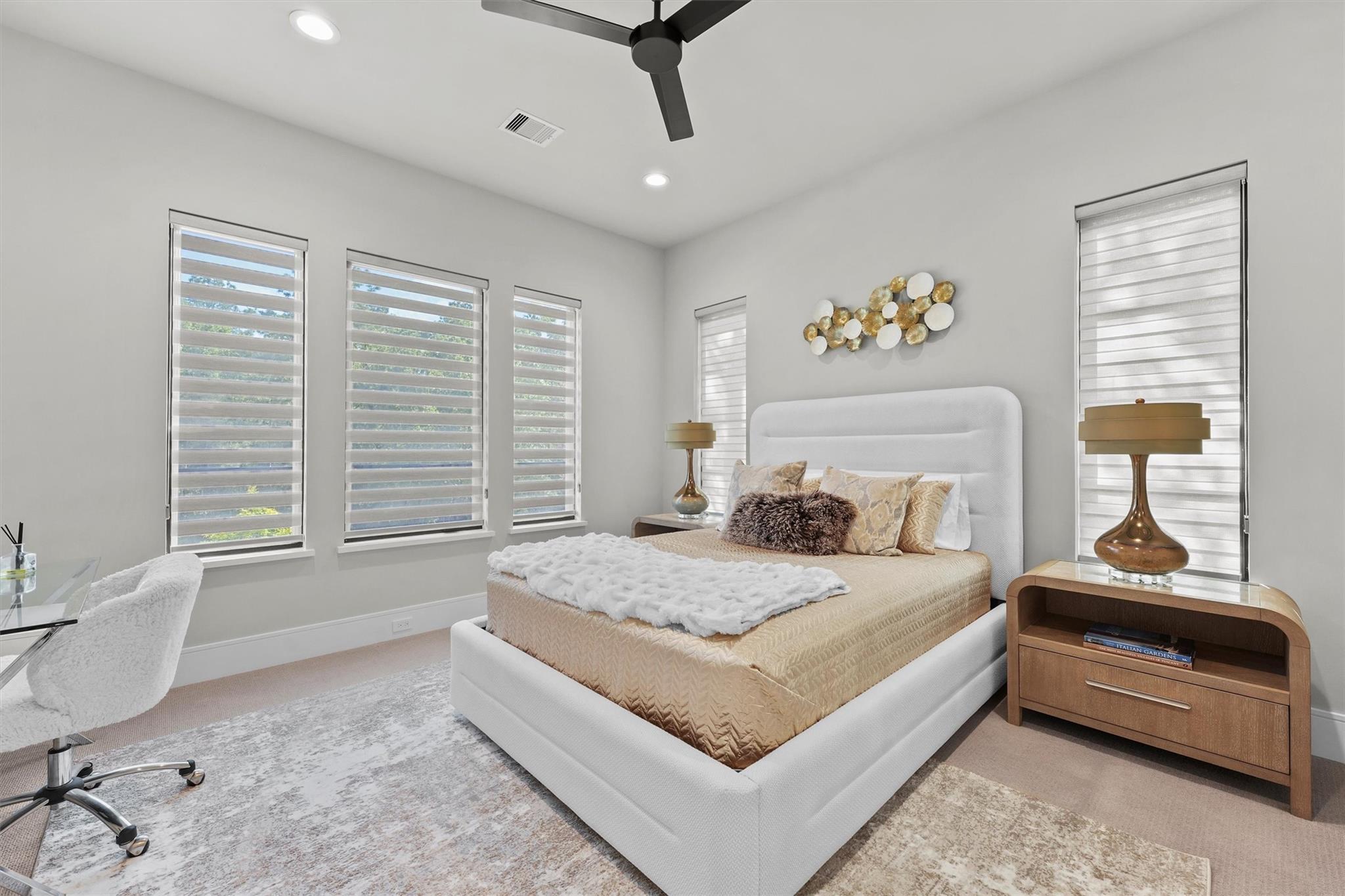 Montgomery, Texas, 77316, United States, 4 Bedrooms Bedrooms, ,6 BathroomsBathrooms,Residential,Active,1905108