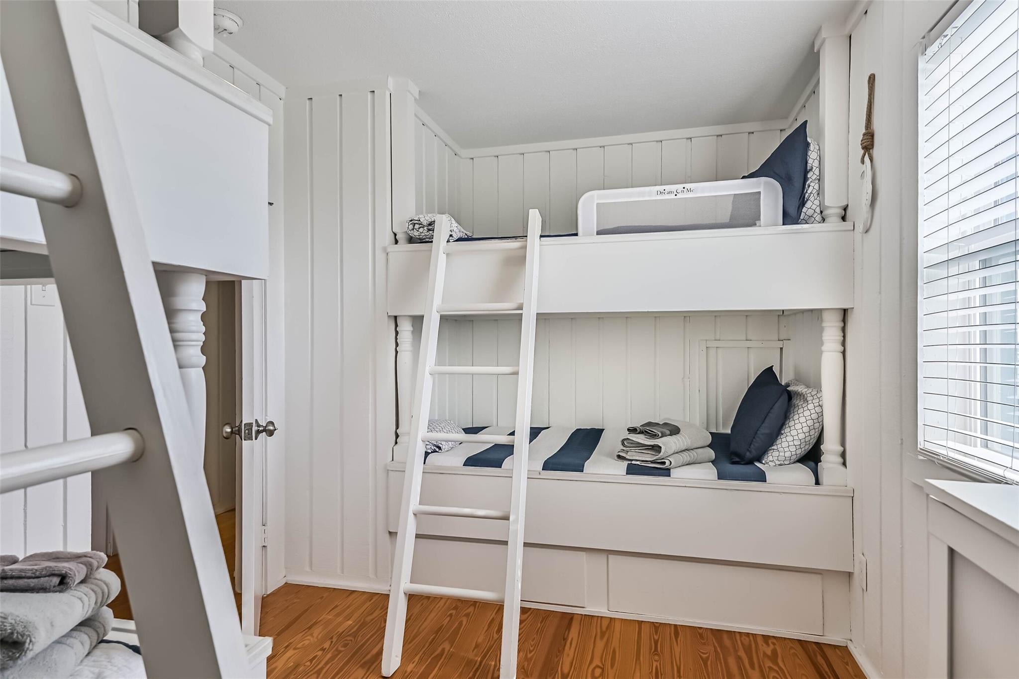 Galveston, Texas, 77554, United States, 4 Bedrooms Bedrooms, ,3 BathroomsBathrooms,Residential,Active,1909088