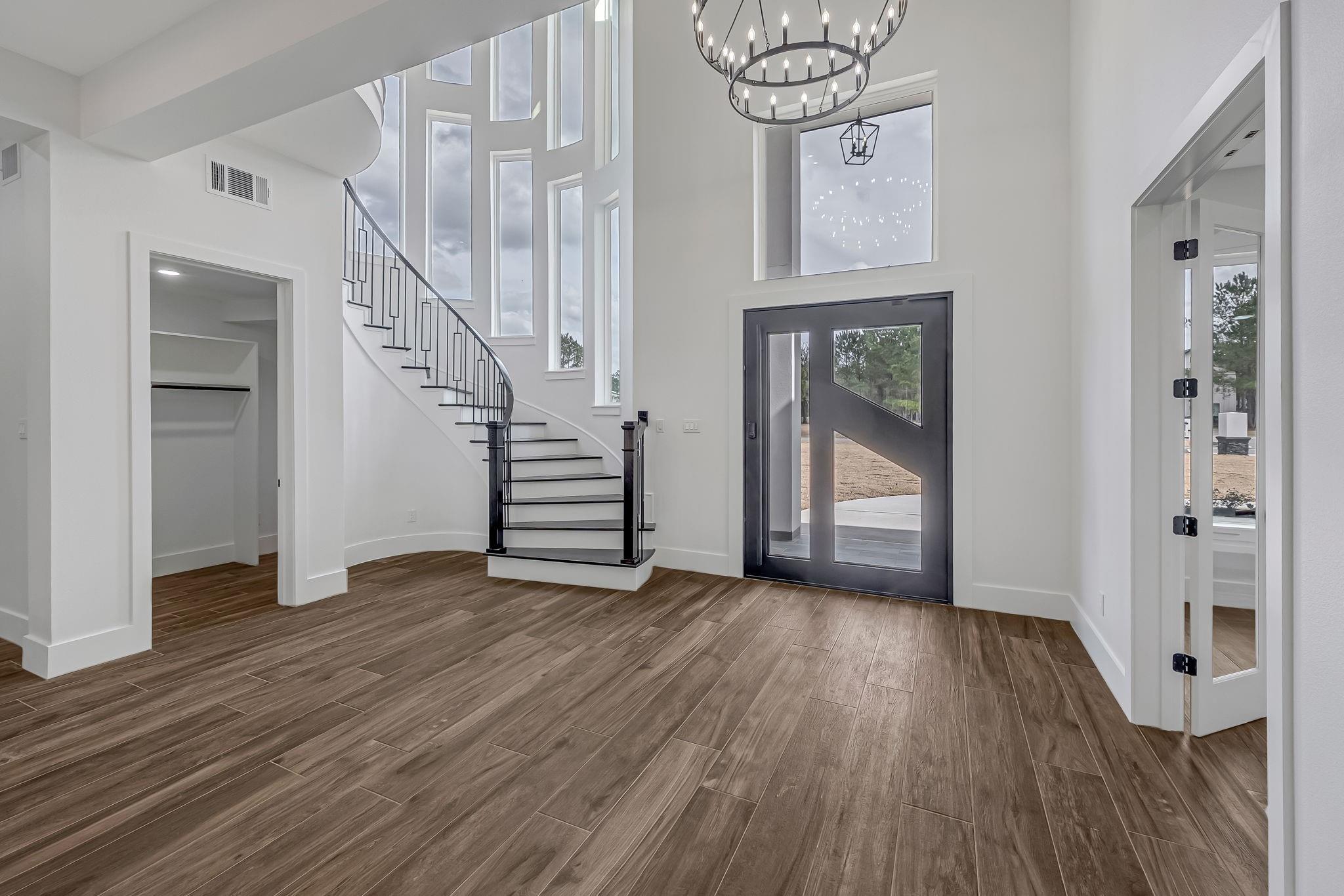 Montgomery, Texas, 77316, United States, 5 Bedrooms Bedrooms, ,6 BathroomsBathrooms,Residential,Active,2015434