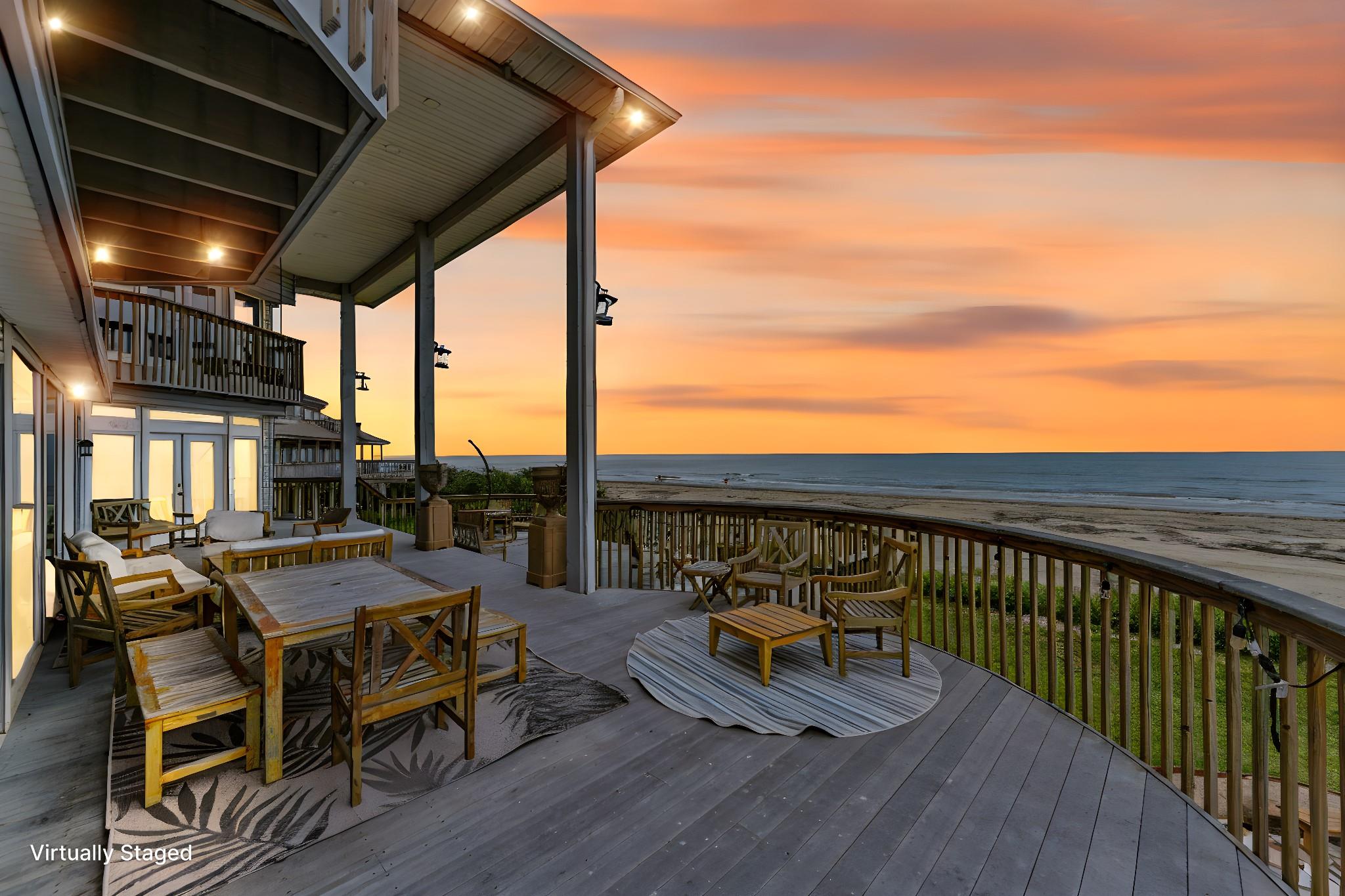Galveston, Texas, 77554, United States, 6 Bedrooms Bedrooms, ,7 BathroomsBathrooms,Residential,Active,1907960
