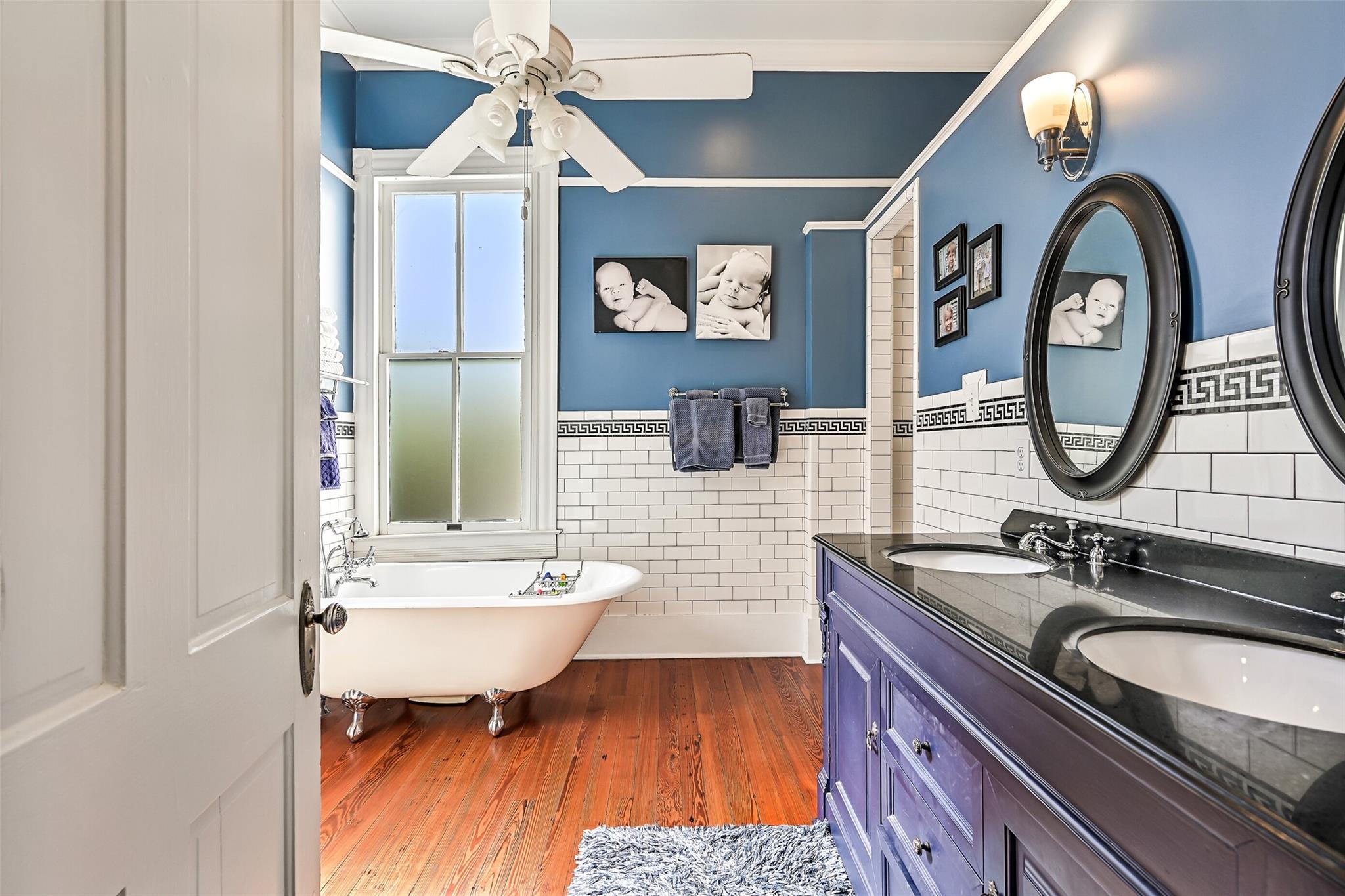Galveston, Texas, 77550, United States, 6 Bedrooms Bedrooms, ,4 BathroomsBathrooms,Residential,Active,1899876