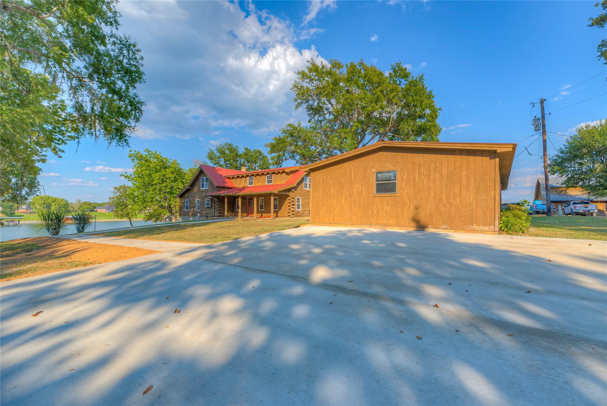 Livingston, Texas, 77351, United States, 3 Bedrooms Bedrooms, ,3 BathroomsBathrooms,Residential,Active,1961912