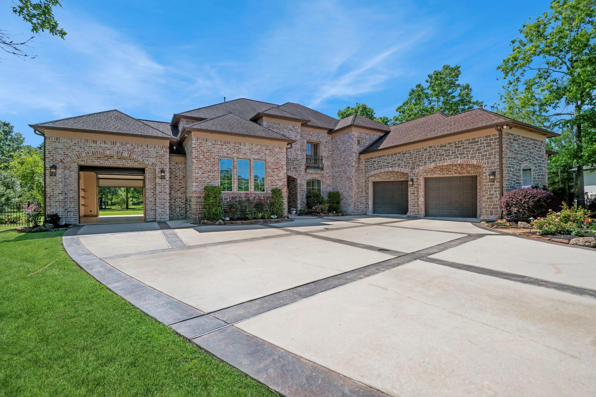 Spring, Texas, 77386, United States, 5 Bedrooms Bedrooms, ,5 BathroomsBathrooms,Residential,Active,1898206