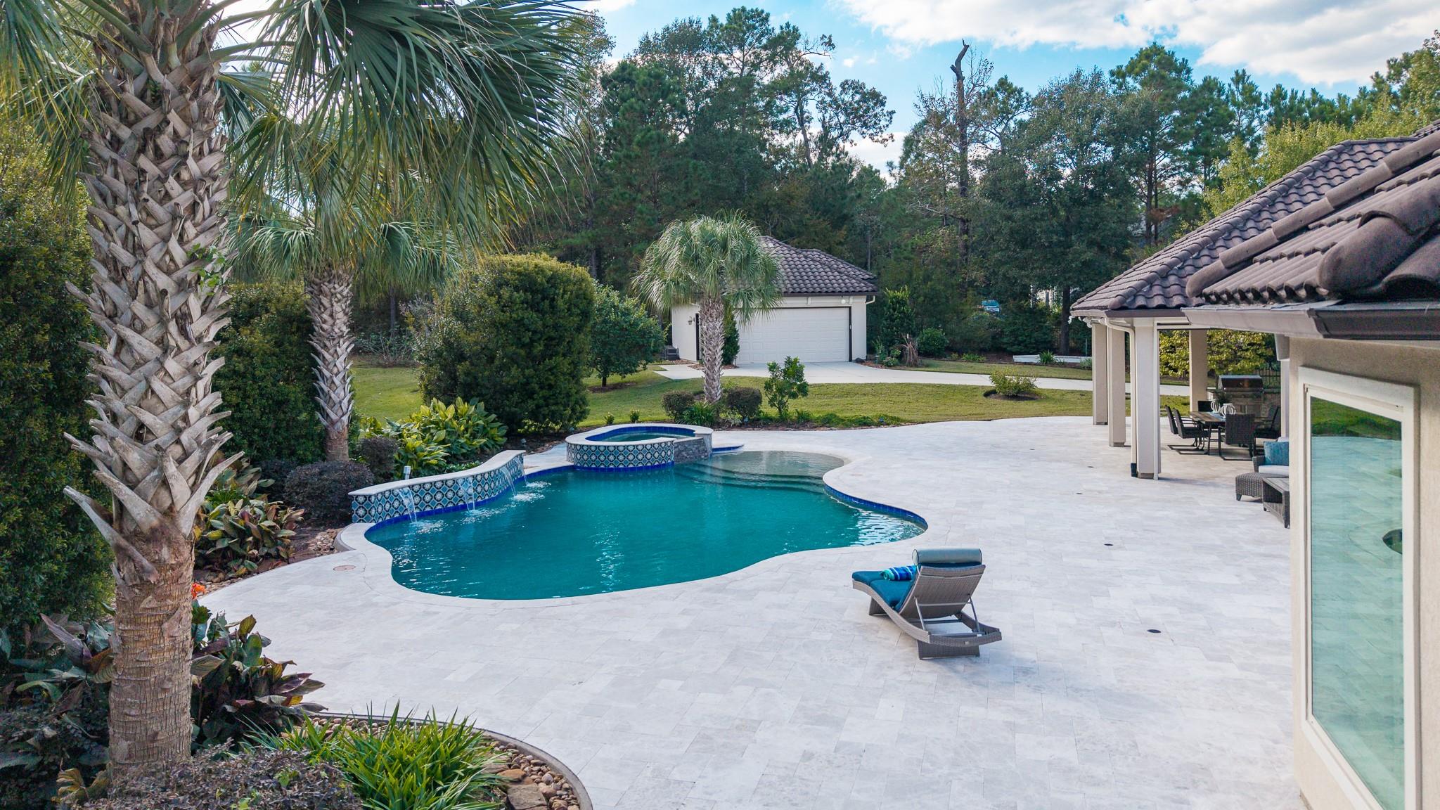 Montgomery, Texas, 77316, United States, 4 Bedrooms Bedrooms, ,7 BathroomsBathrooms,Residential,Active,1987262