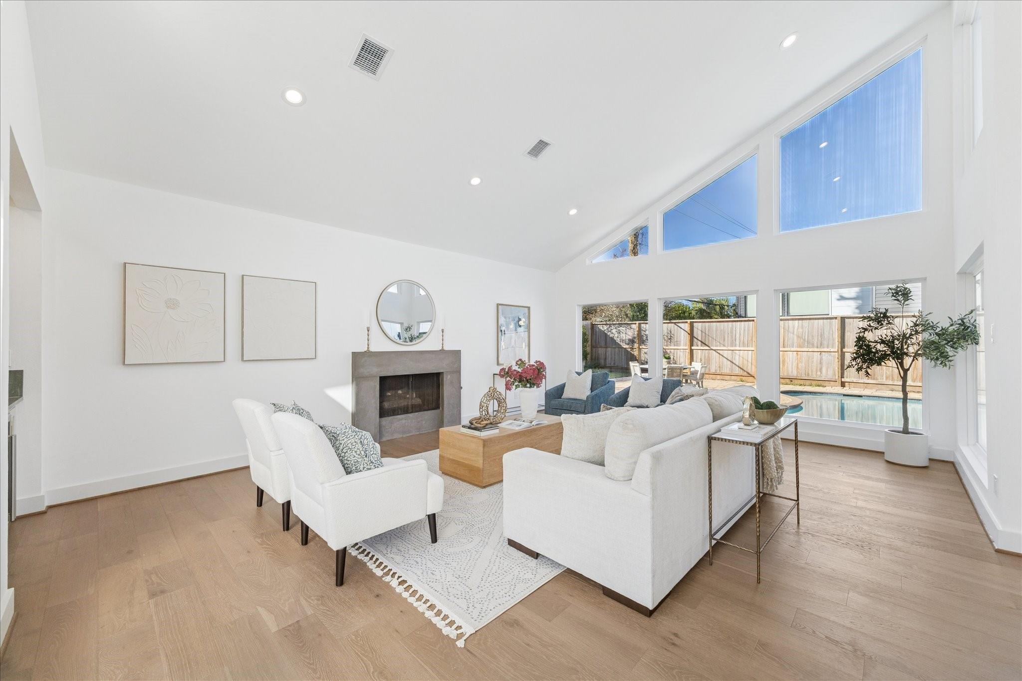 Houston, Texas, 77079, United States, 5 Bedrooms Bedrooms, ,4 BathroomsBathrooms,Residential,Active,1973310