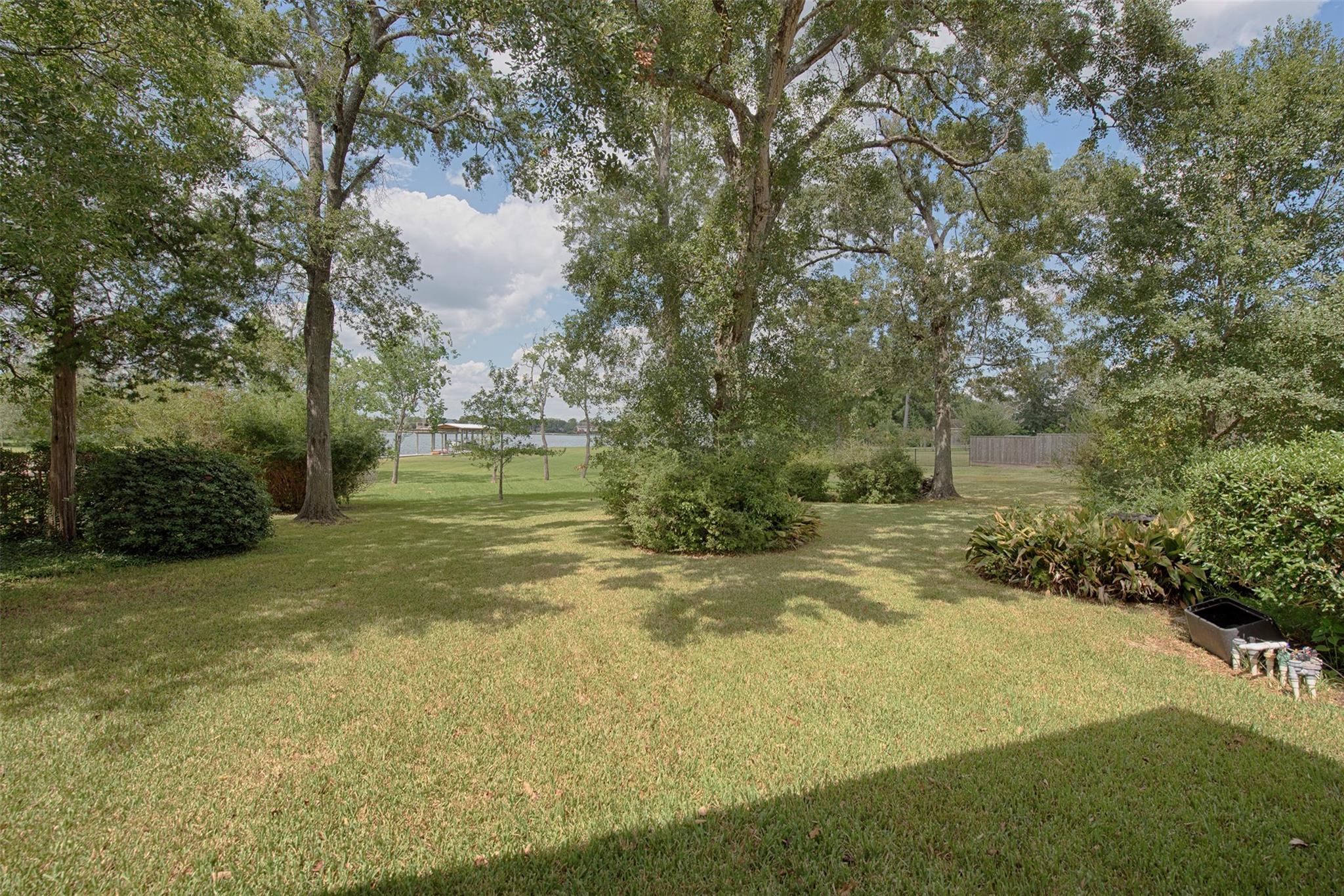 Taylor Lake Village, Texas, 77586, United States, 3 Bedrooms Bedrooms, ,3 BathroomsBathrooms,Residential,Active,1953995