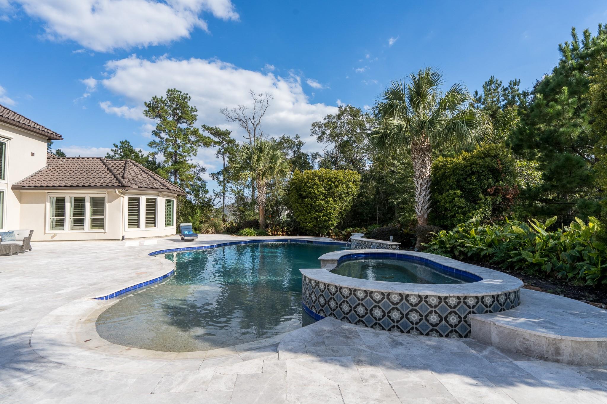 Montgomery, Texas, 77316, United States, 4 Bedrooms Bedrooms, ,7 BathroomsBathrooms,Residential,Active,1987262