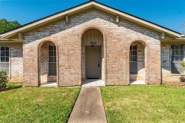 11810 AMBLEWOOD DR, MEADOWS PLACE, TX 77477, photo 4 of 37