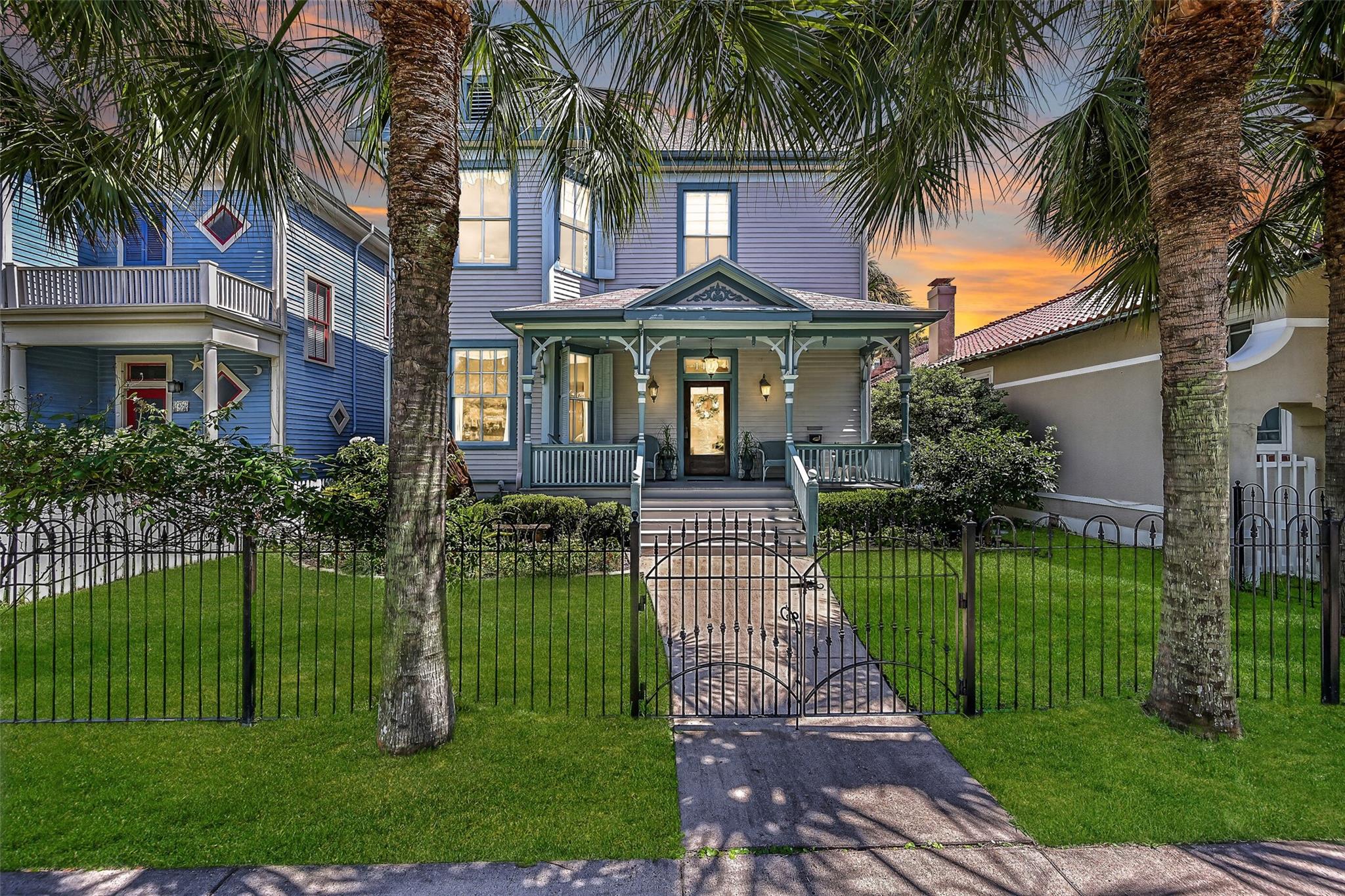 Galveston, Texas, 77550, United States, 6 Bedrooms Bedrooms, ,4 BathroomsBathrooms,Residential,Active,1899876